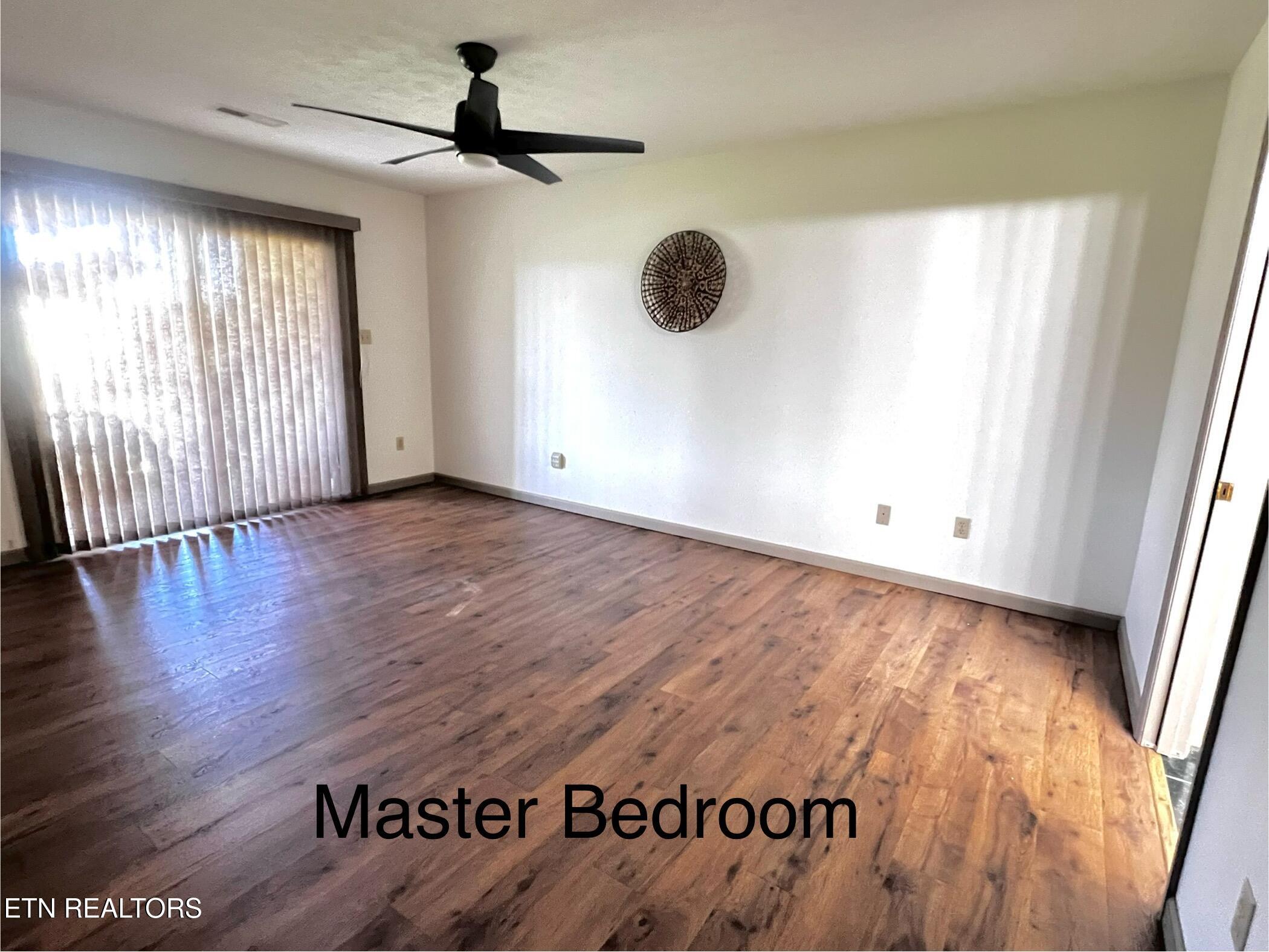 3006 Brentwood Court