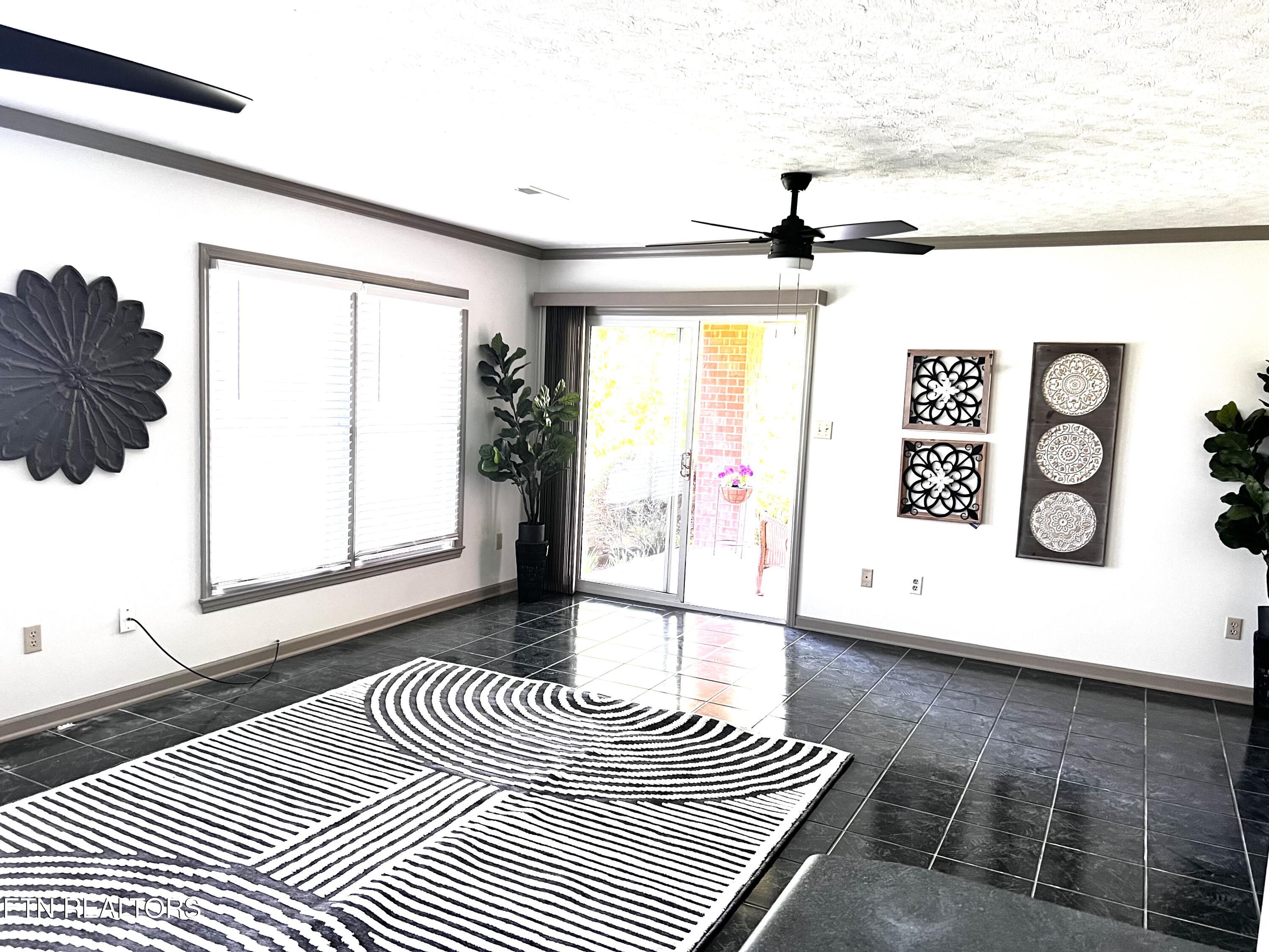 3006 Brentwood Court