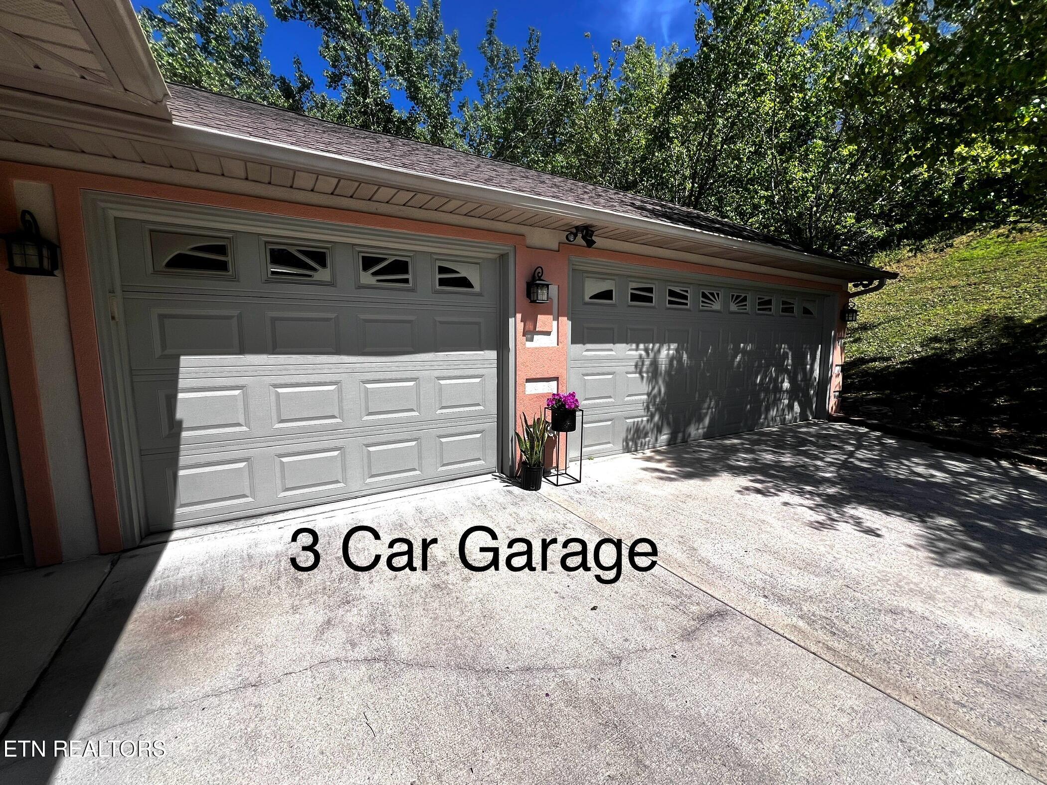 3006 Brentwood Court