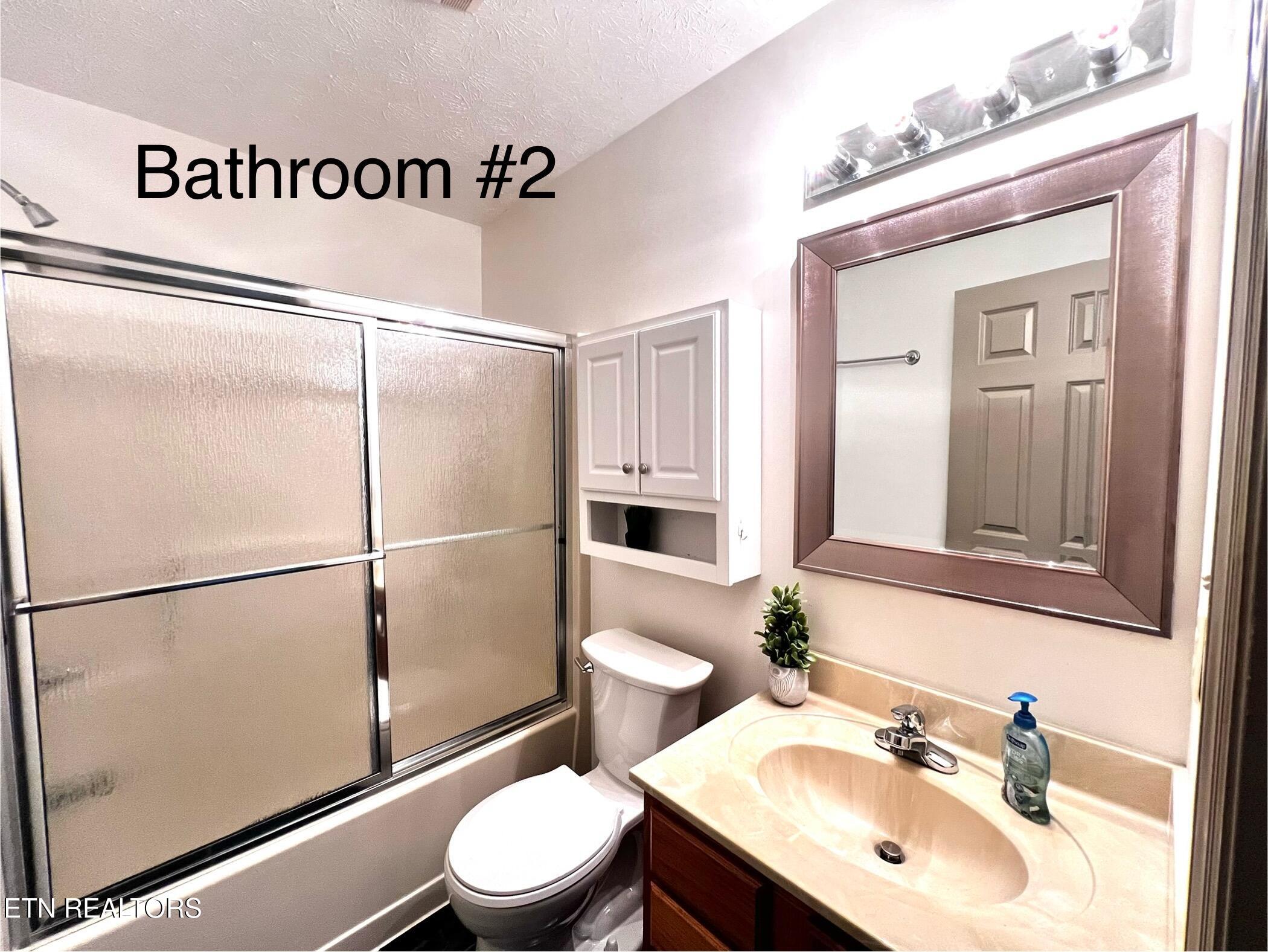 3006 Brentwood Court