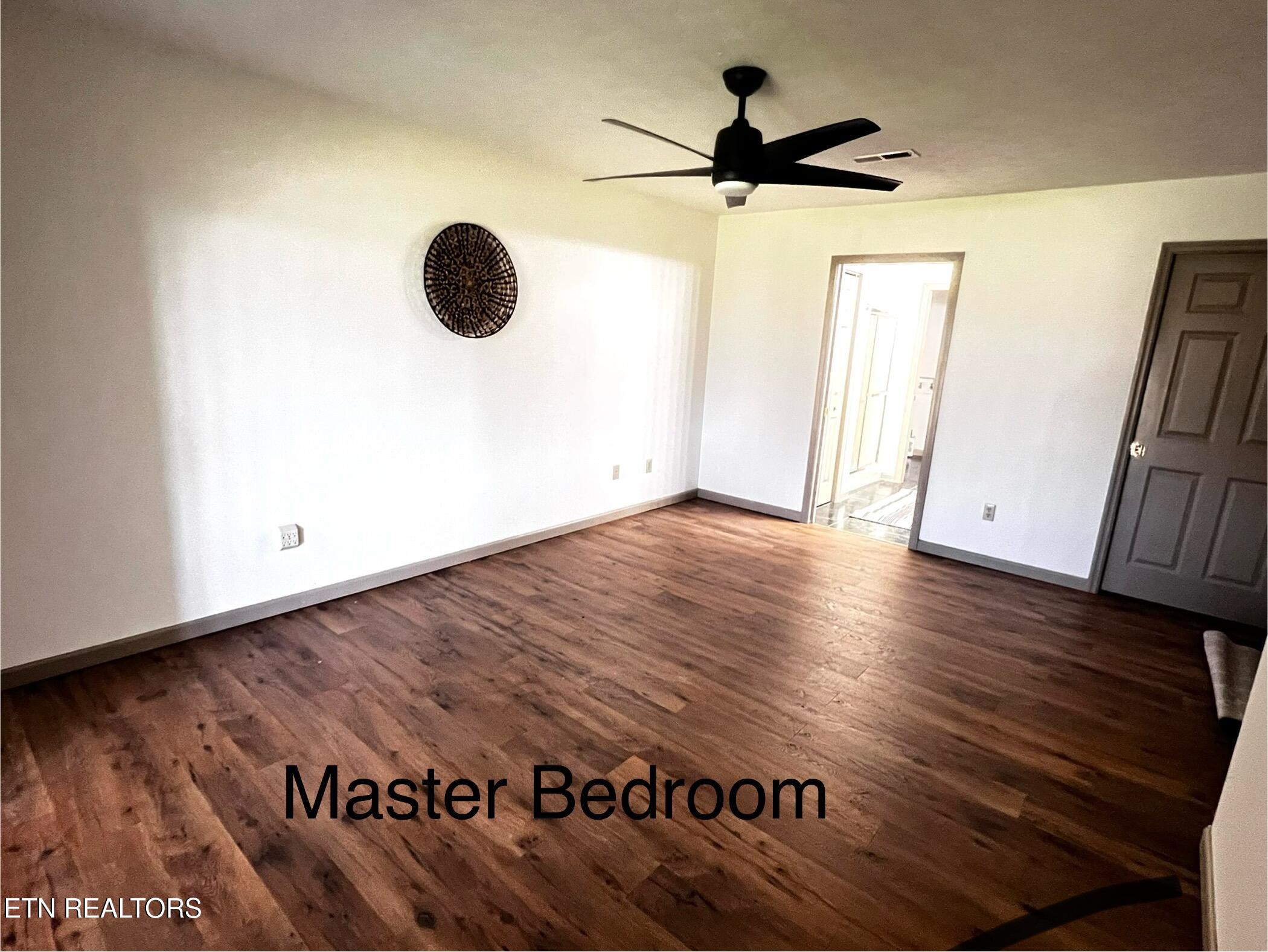 3006 Brentwood Court