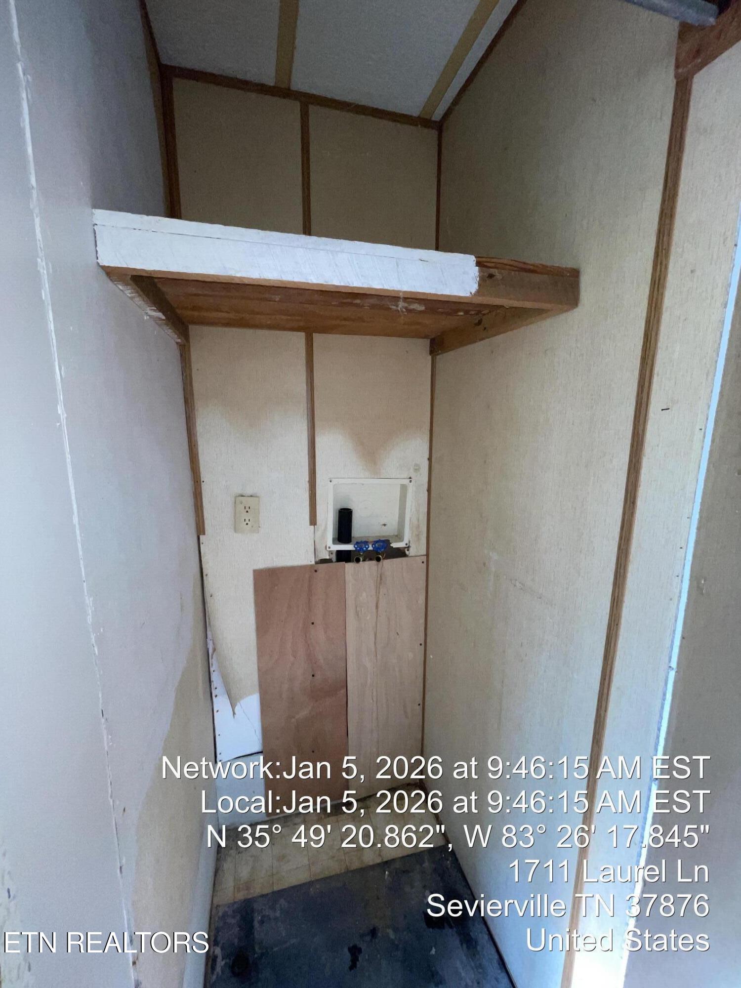 1711 Laurel Lane Lane