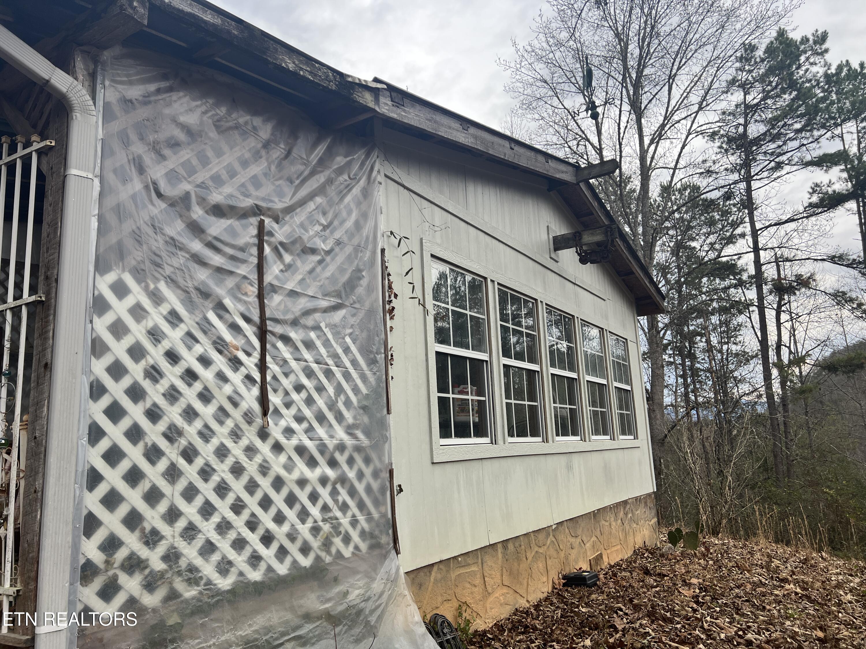 1711 Laurel Lane Lane
