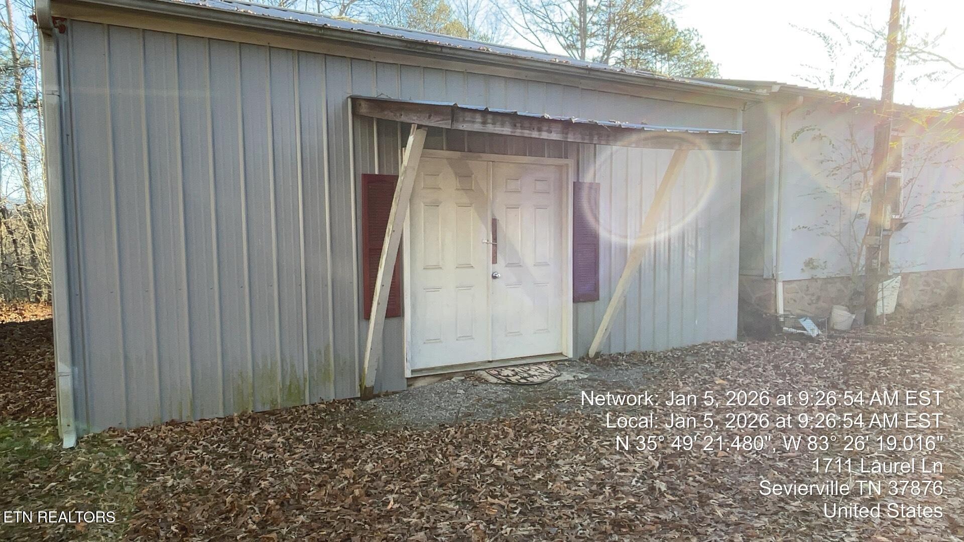 1711 Laurel Lane Lane
