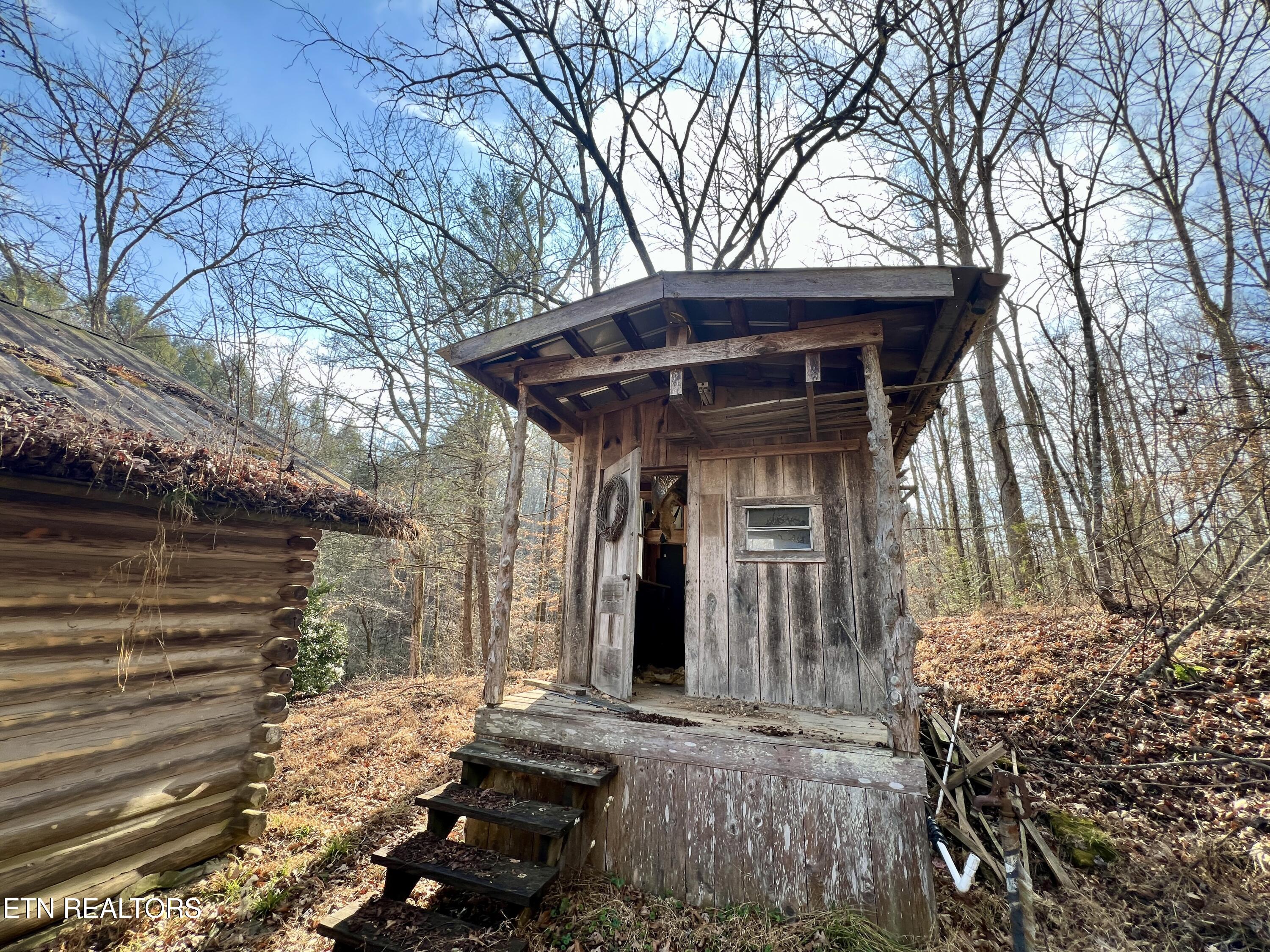1711 Laurel Lane Lane