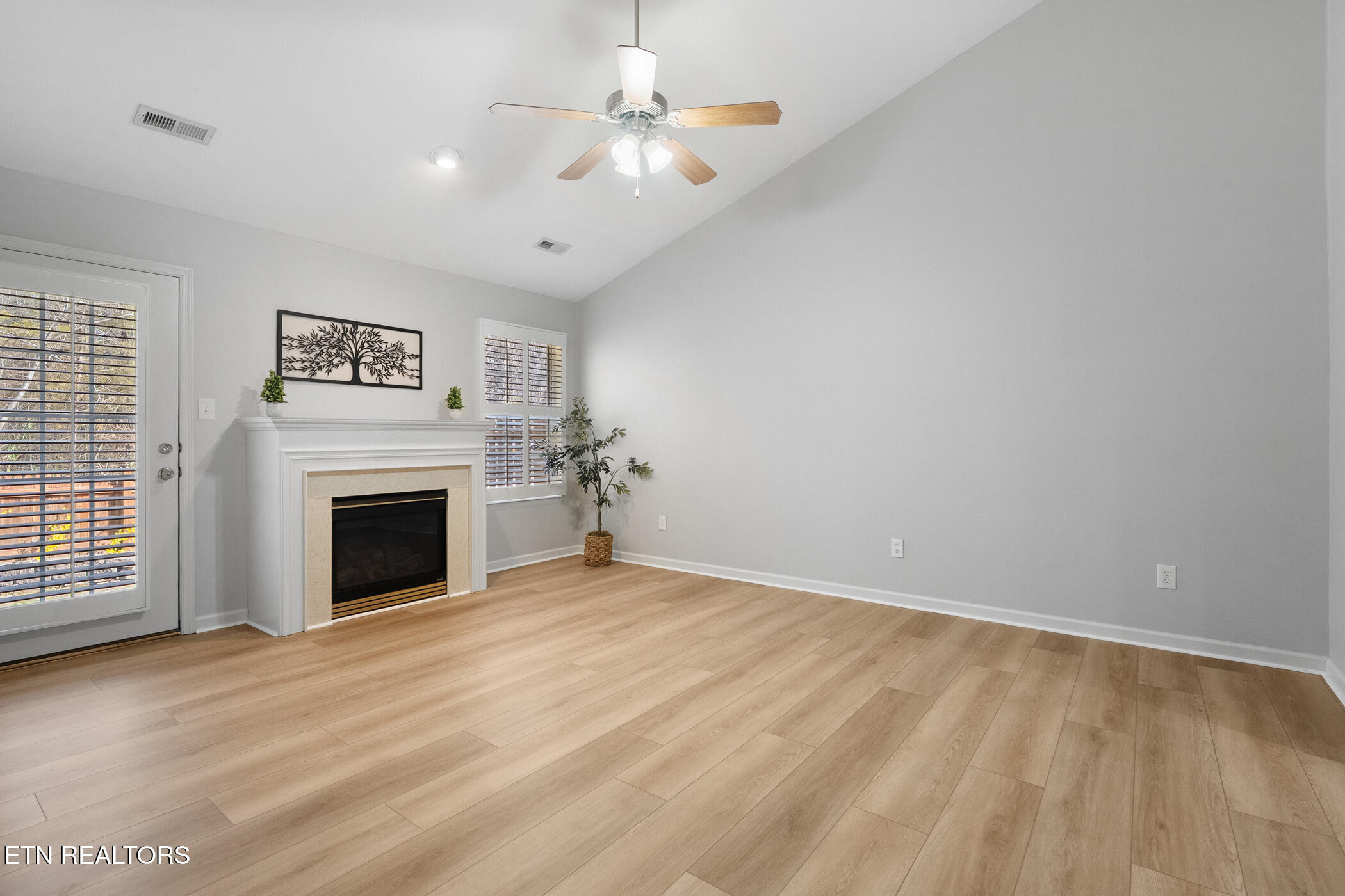 7058 La Christa Way