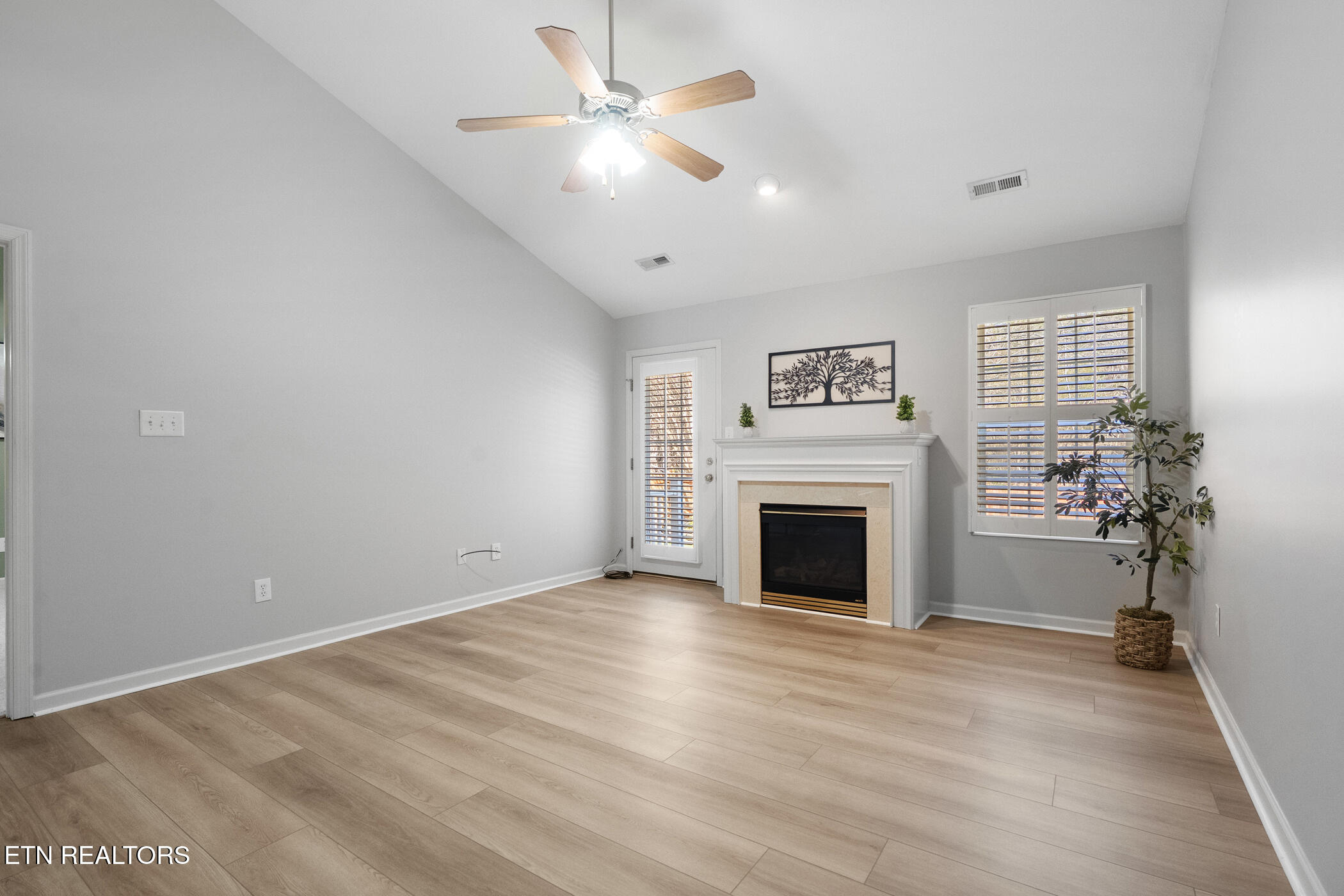 7058 La Christa Way