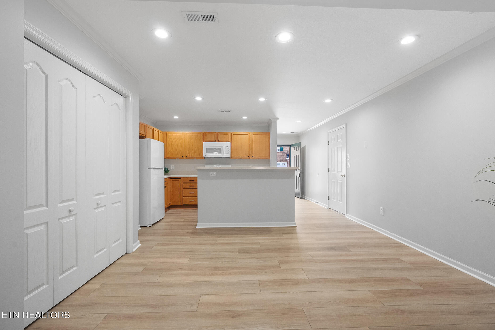 7058 La Christa Way