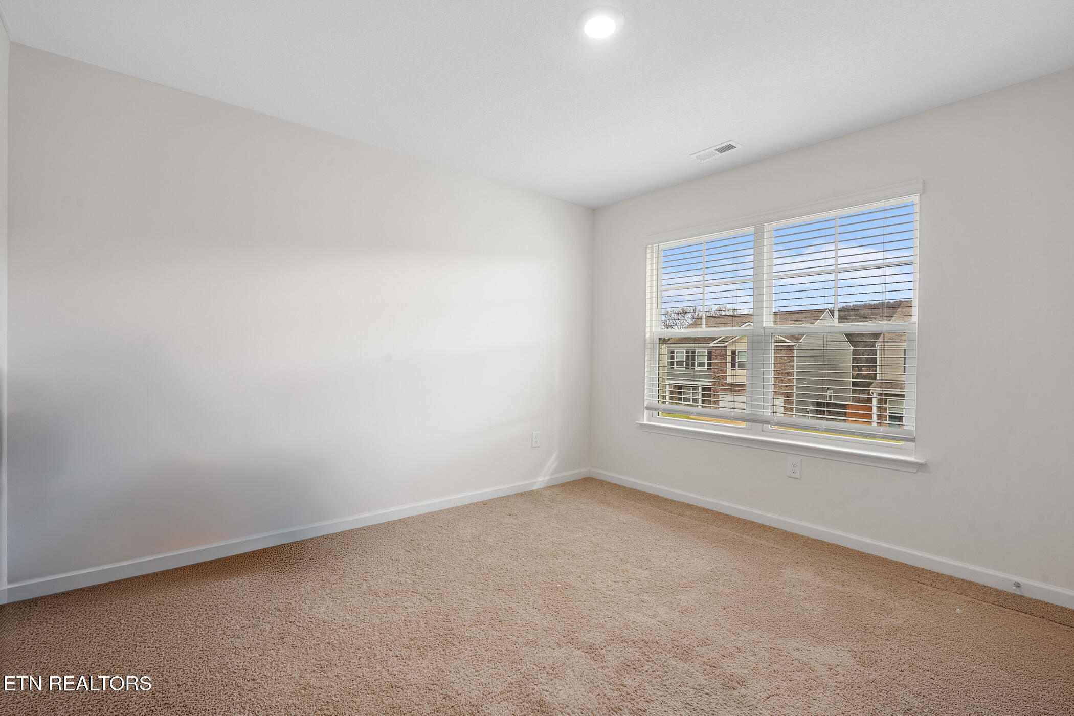 1174 Hampton Place Circle