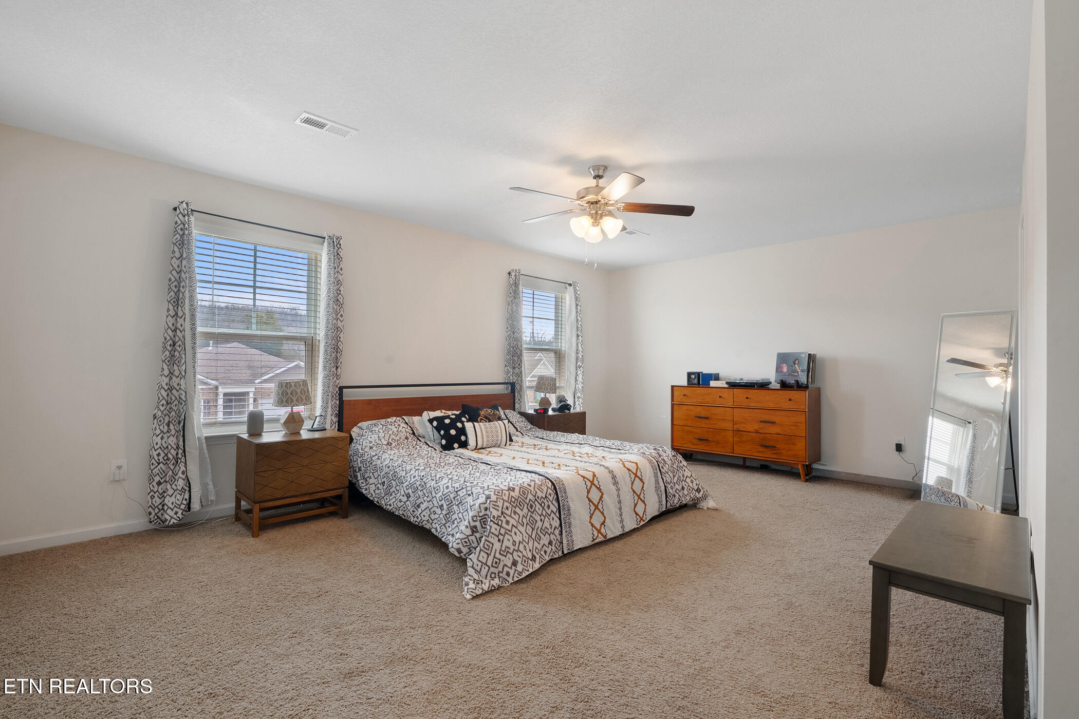1174 Hampton Place Circle