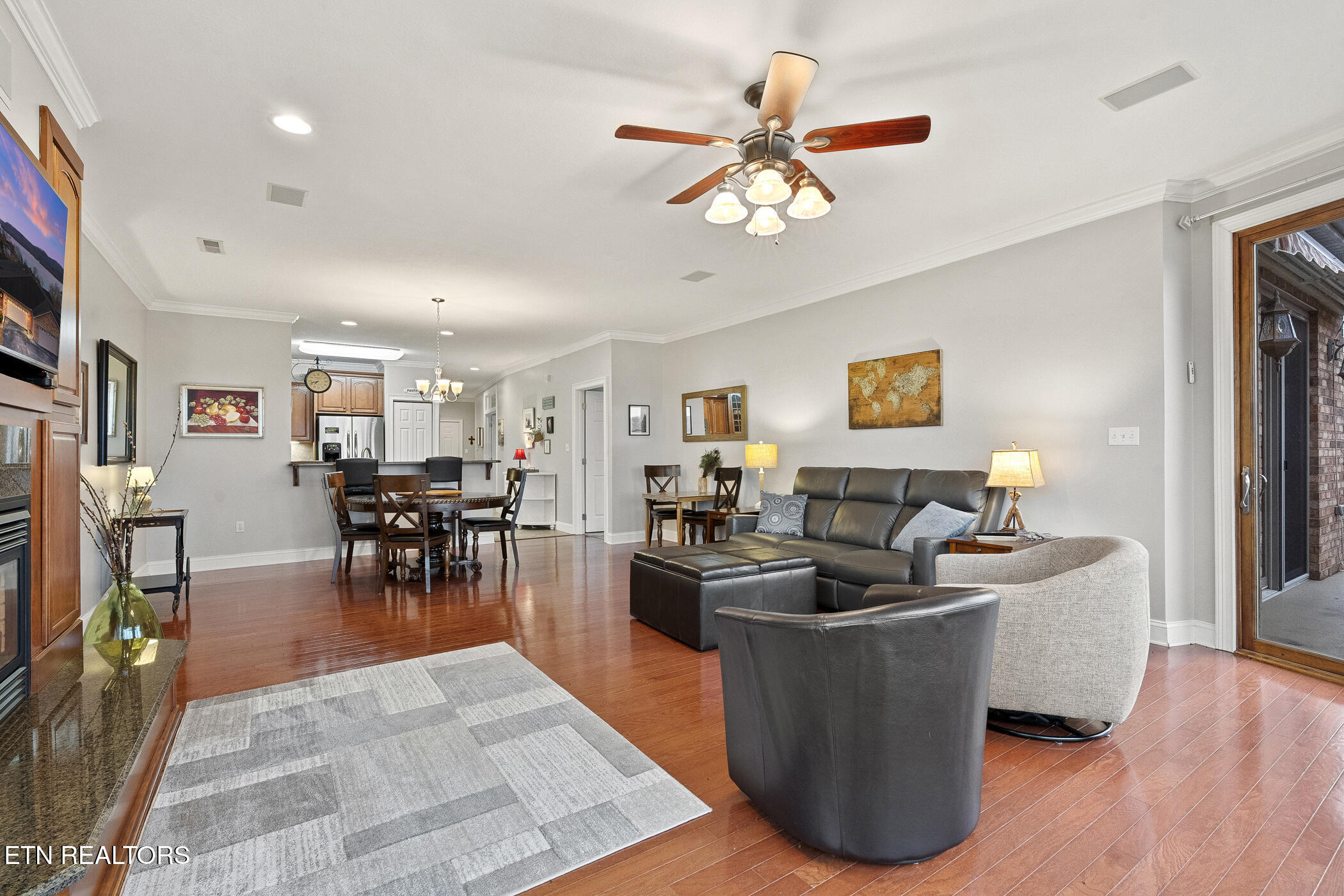 2834 Lake Pointe Drive