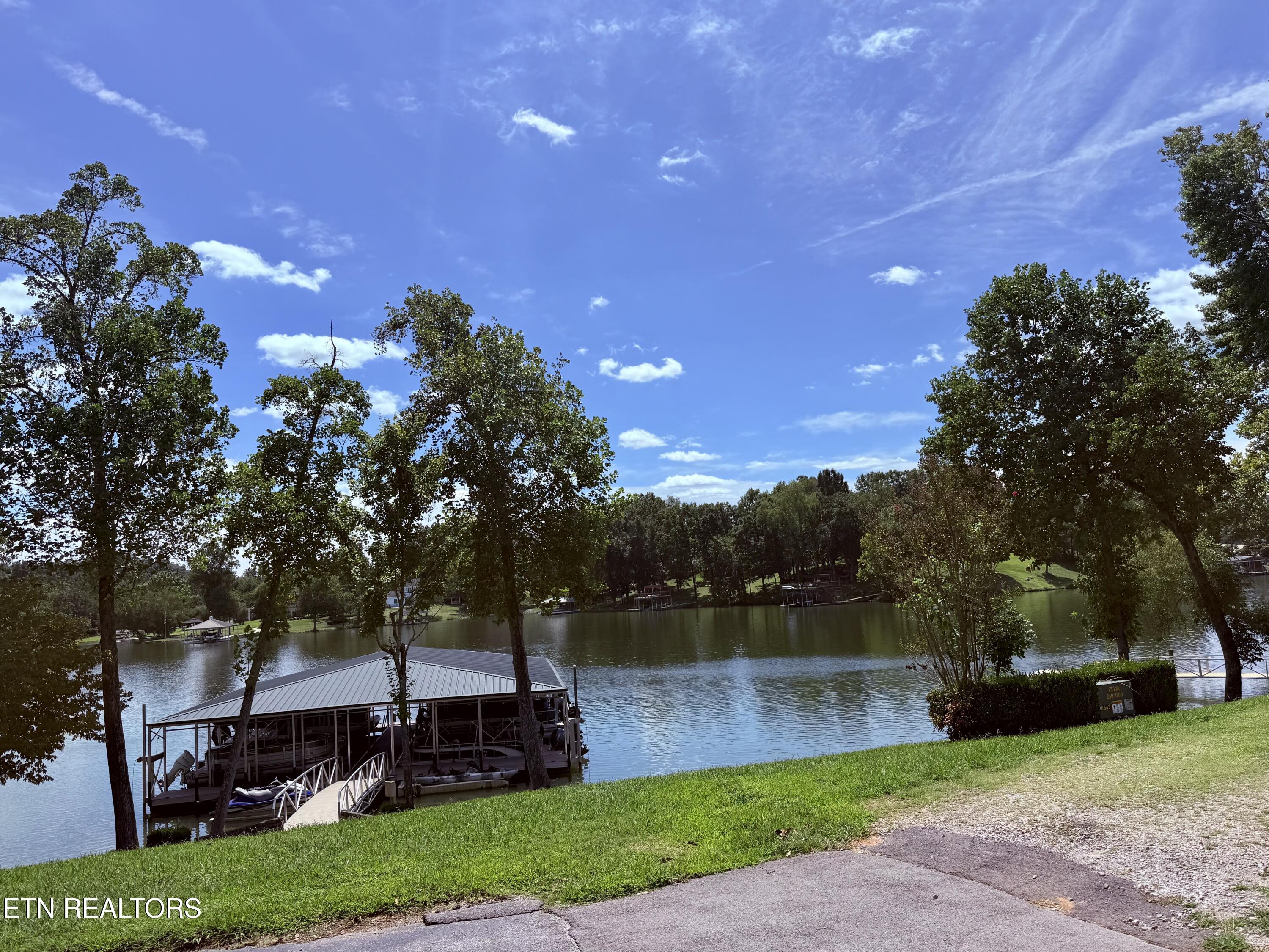 2834 Lake Pointe Drive