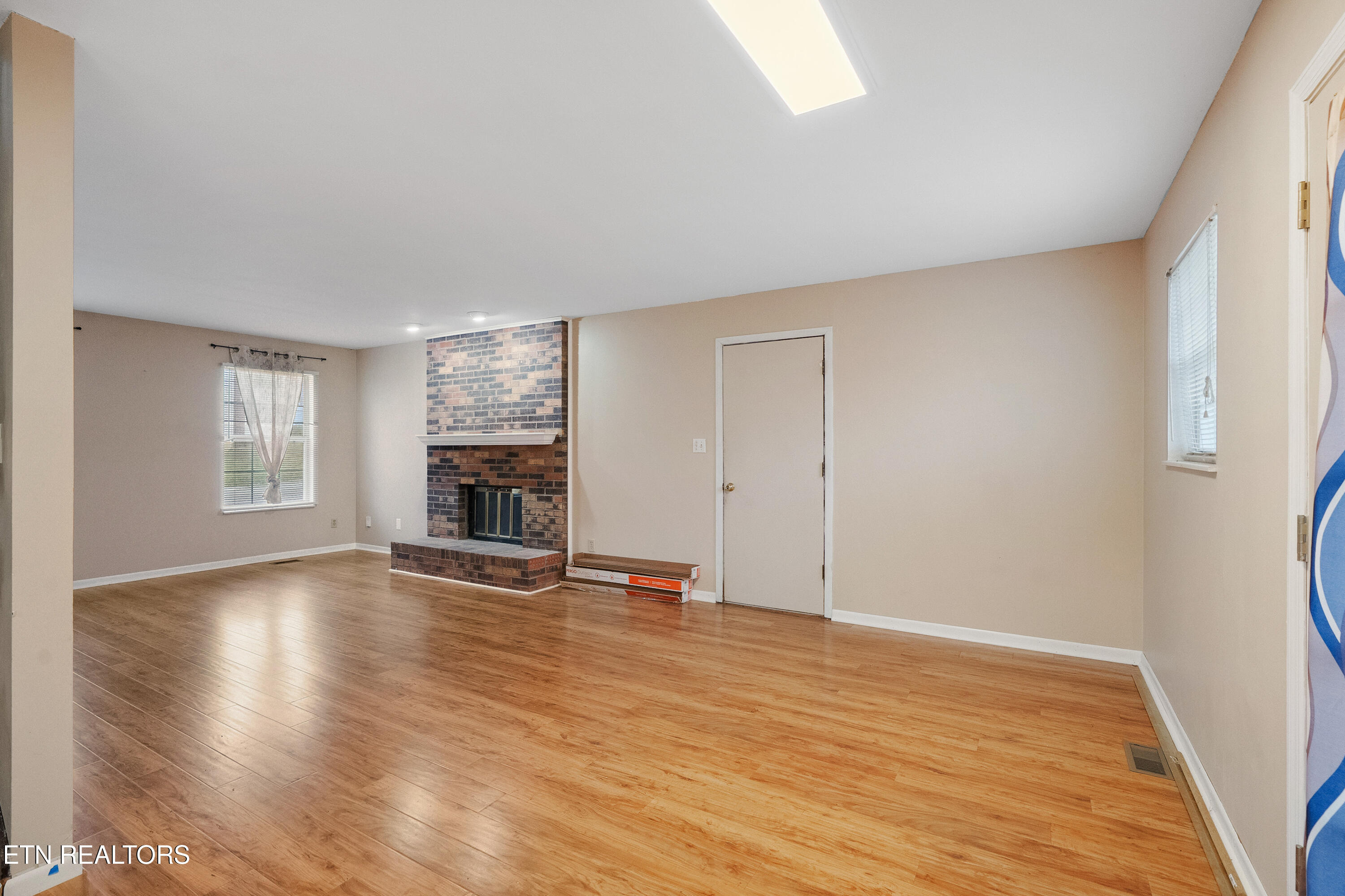 1732 Dunraven Drive