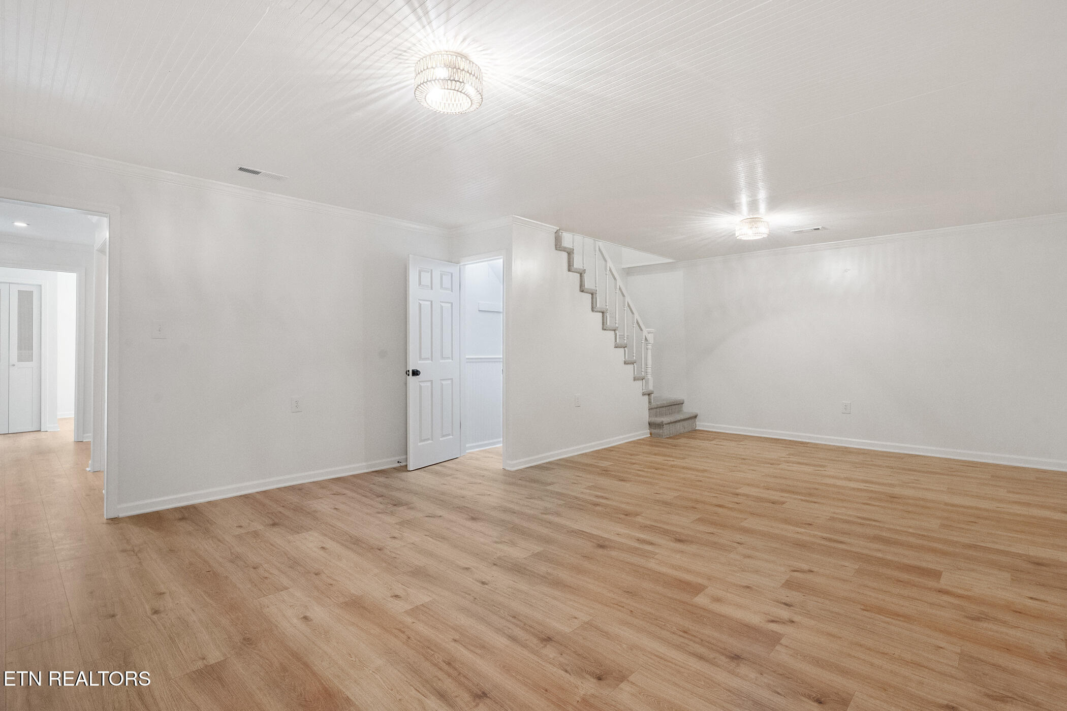 8001 Helen Drive
