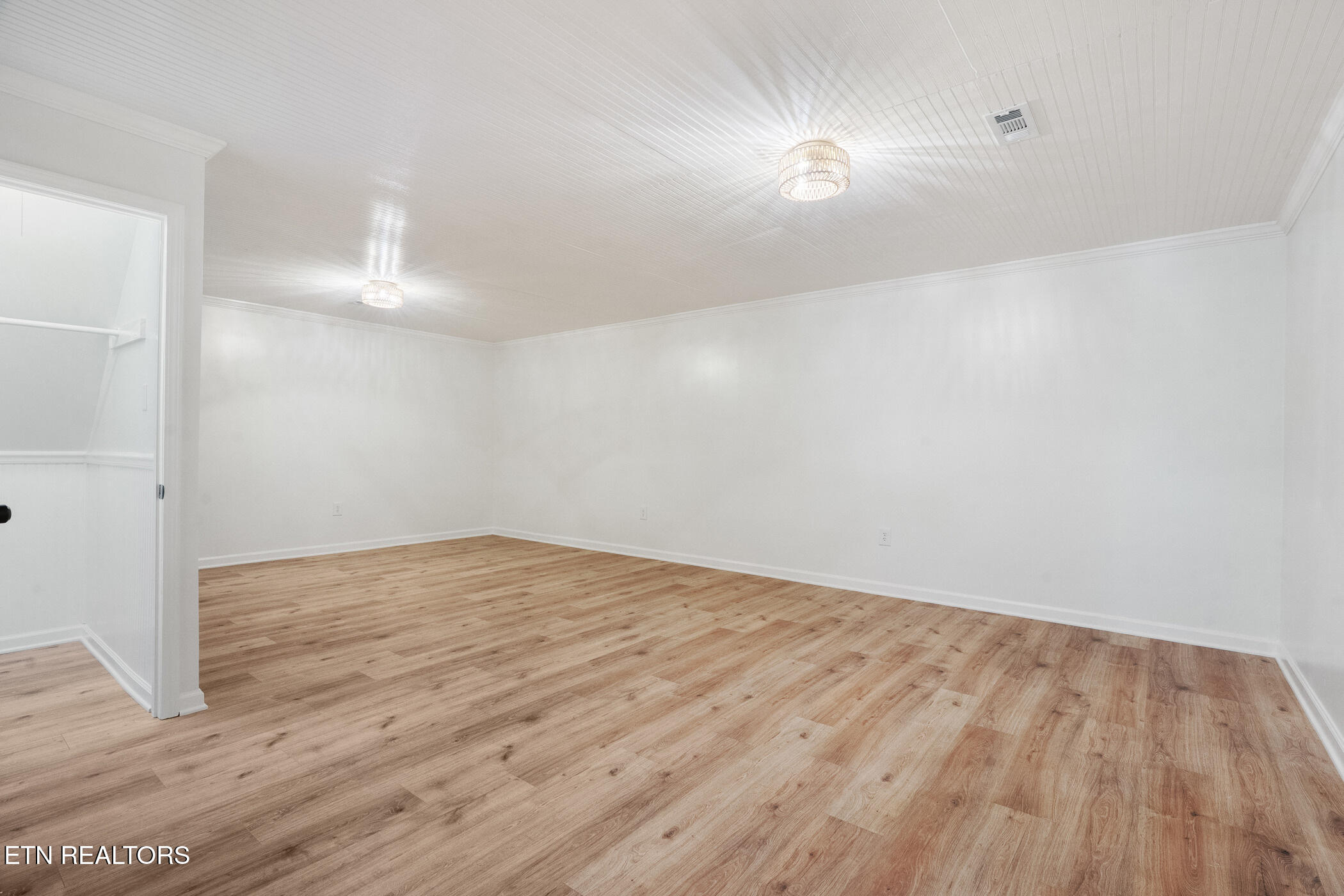 8001 Helen Drive