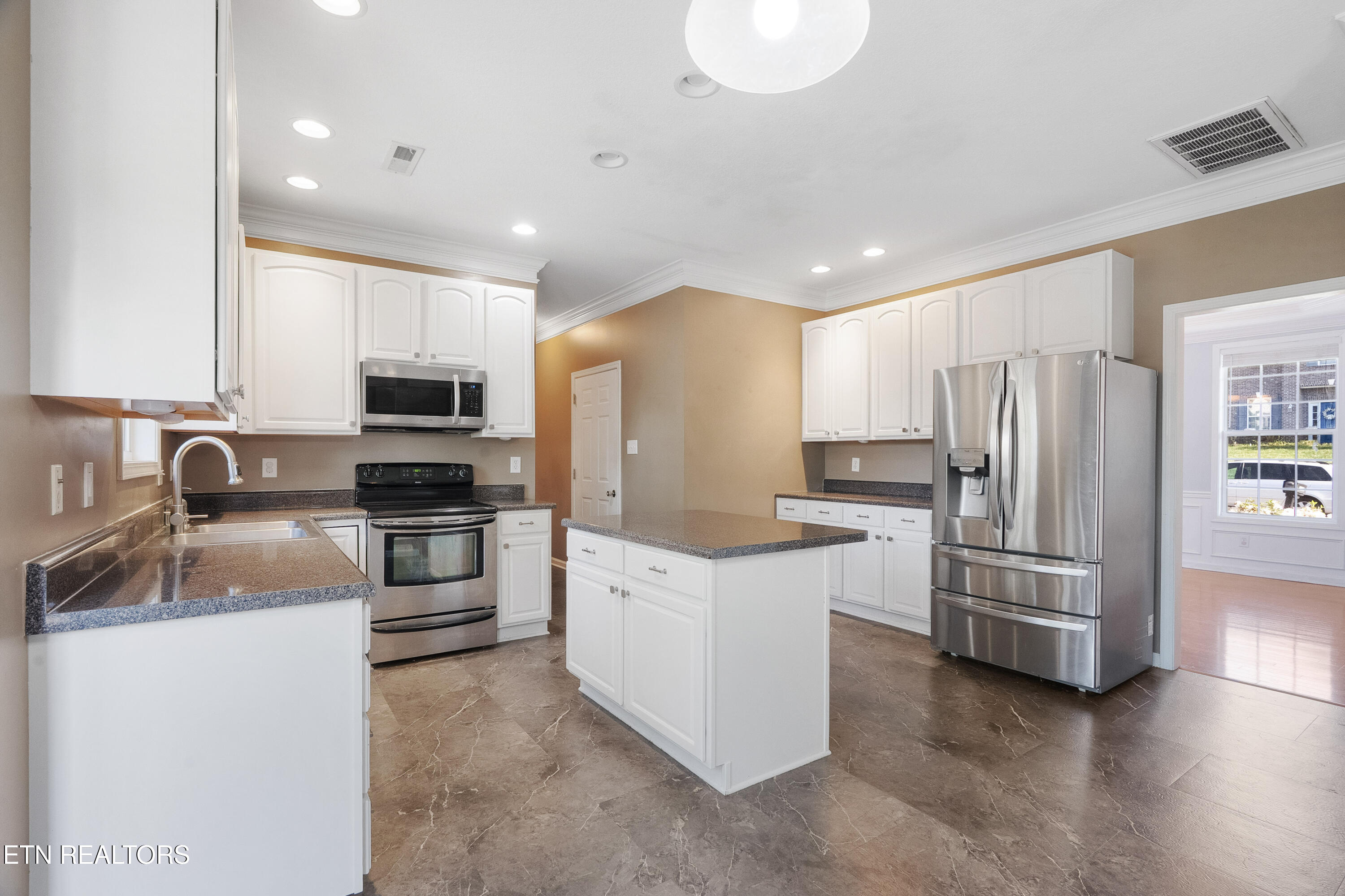 7625 Misty View Lane