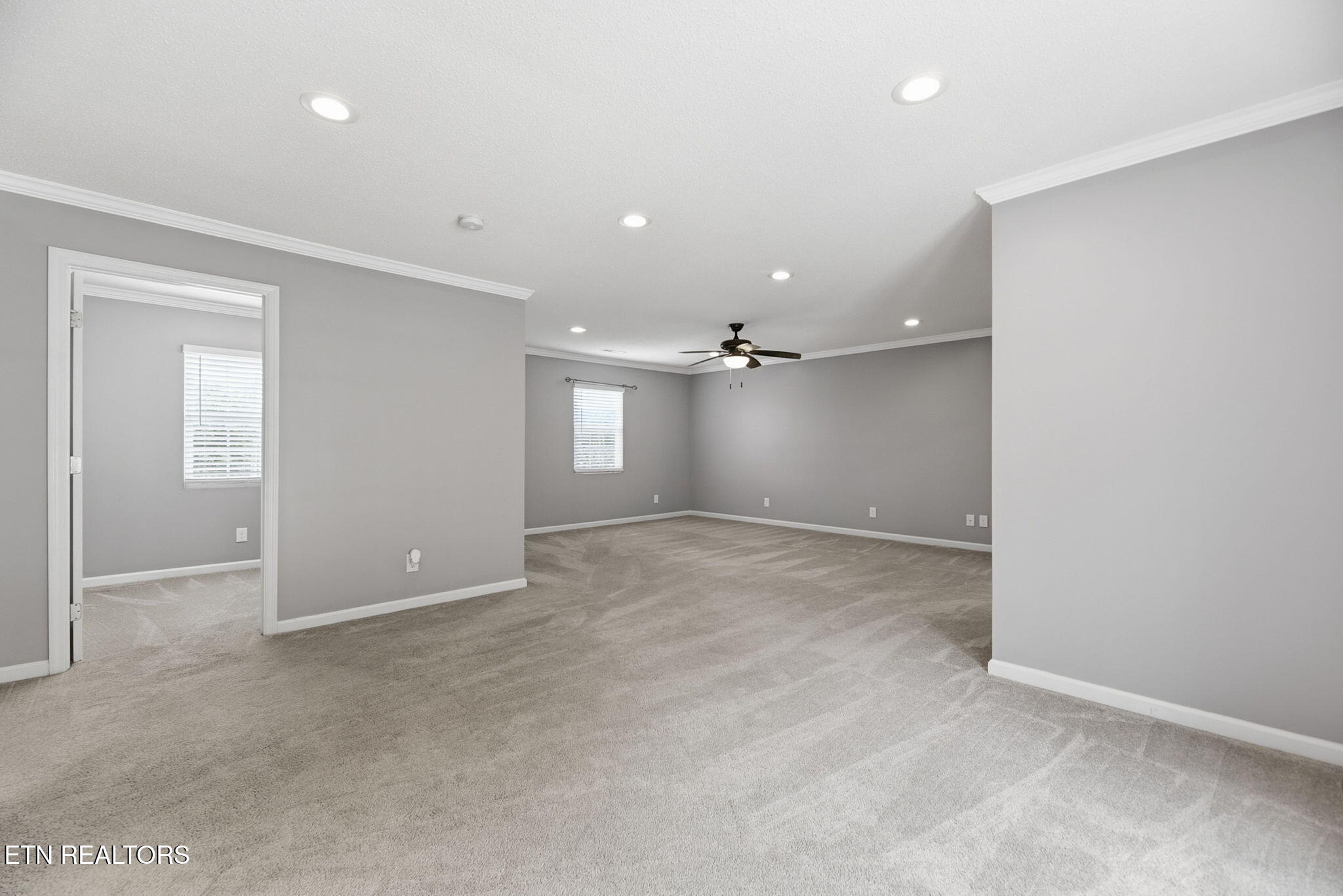 208 Lakeview Lane