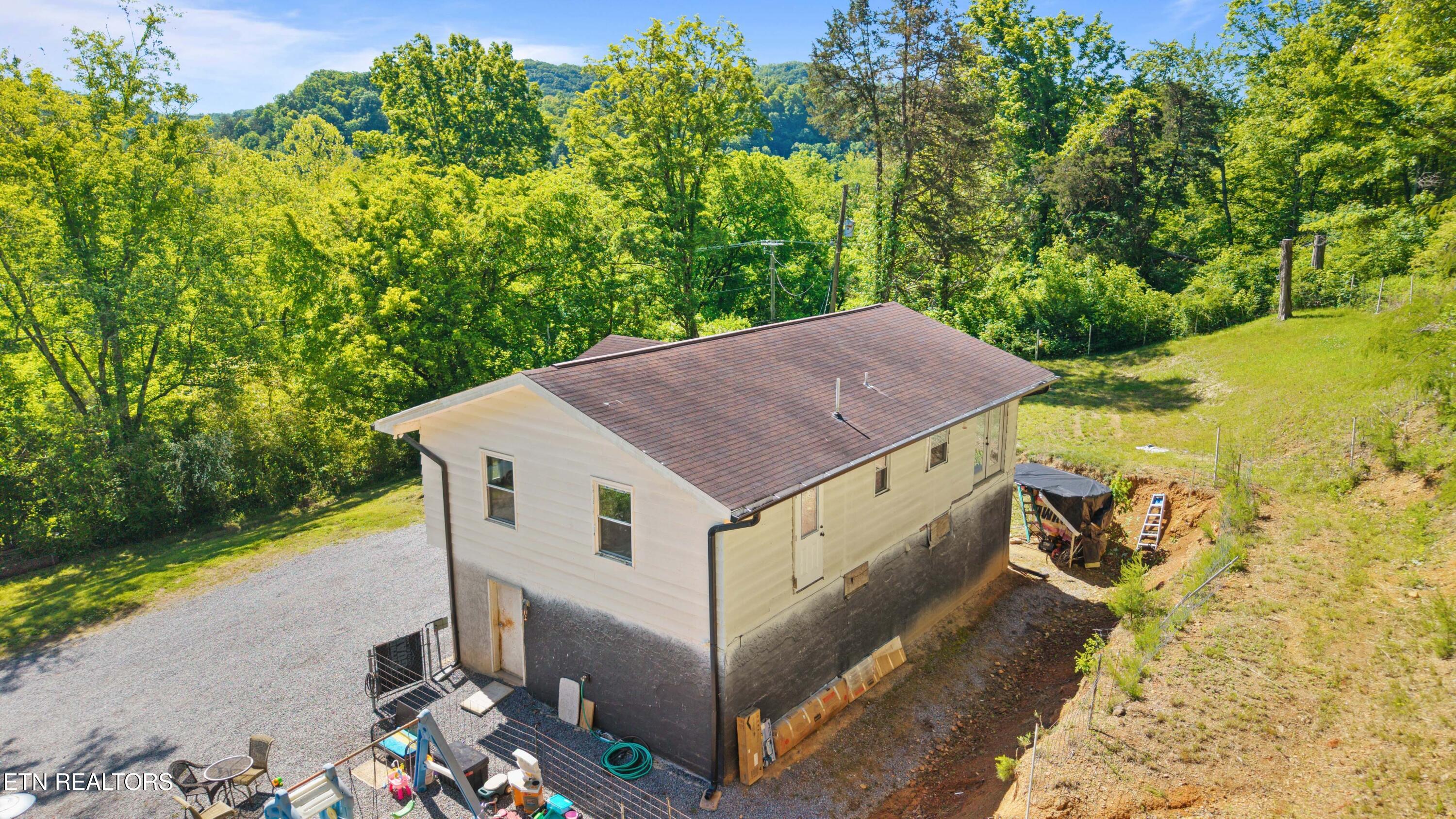 1209 E Bullrun Valley Drive