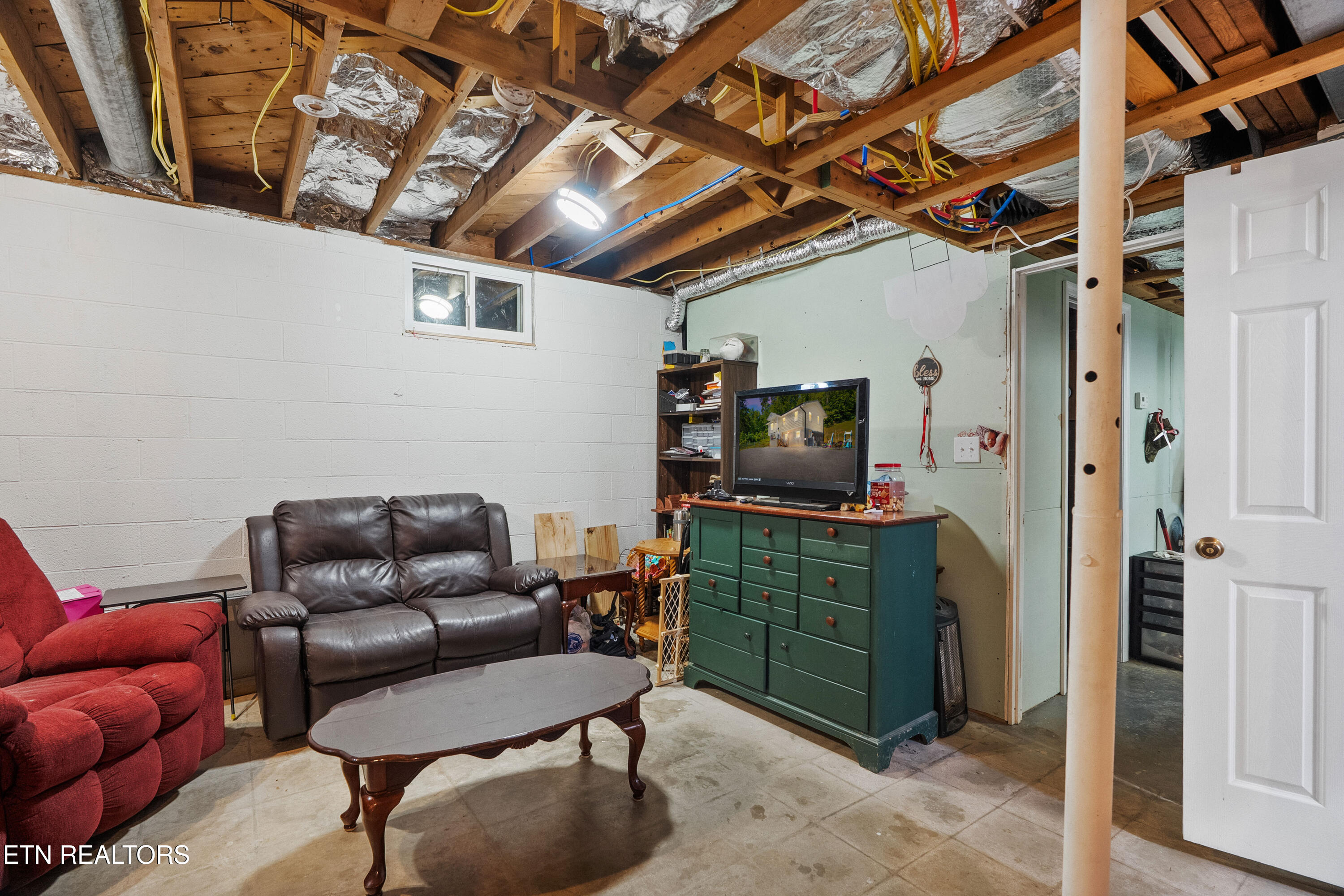 1209 E Bullrun Valley Drive