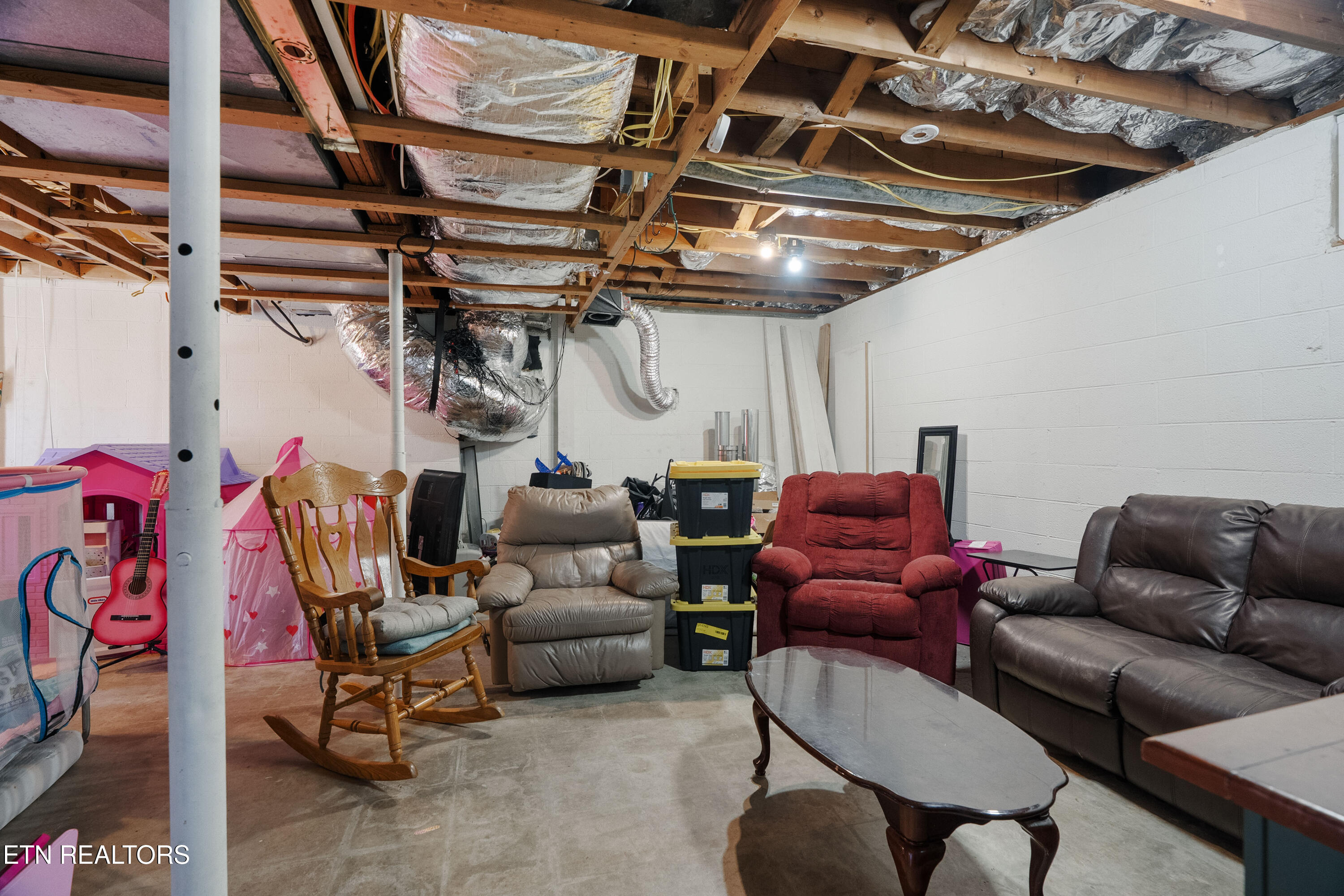 1209 E Bullrun Valley Drive