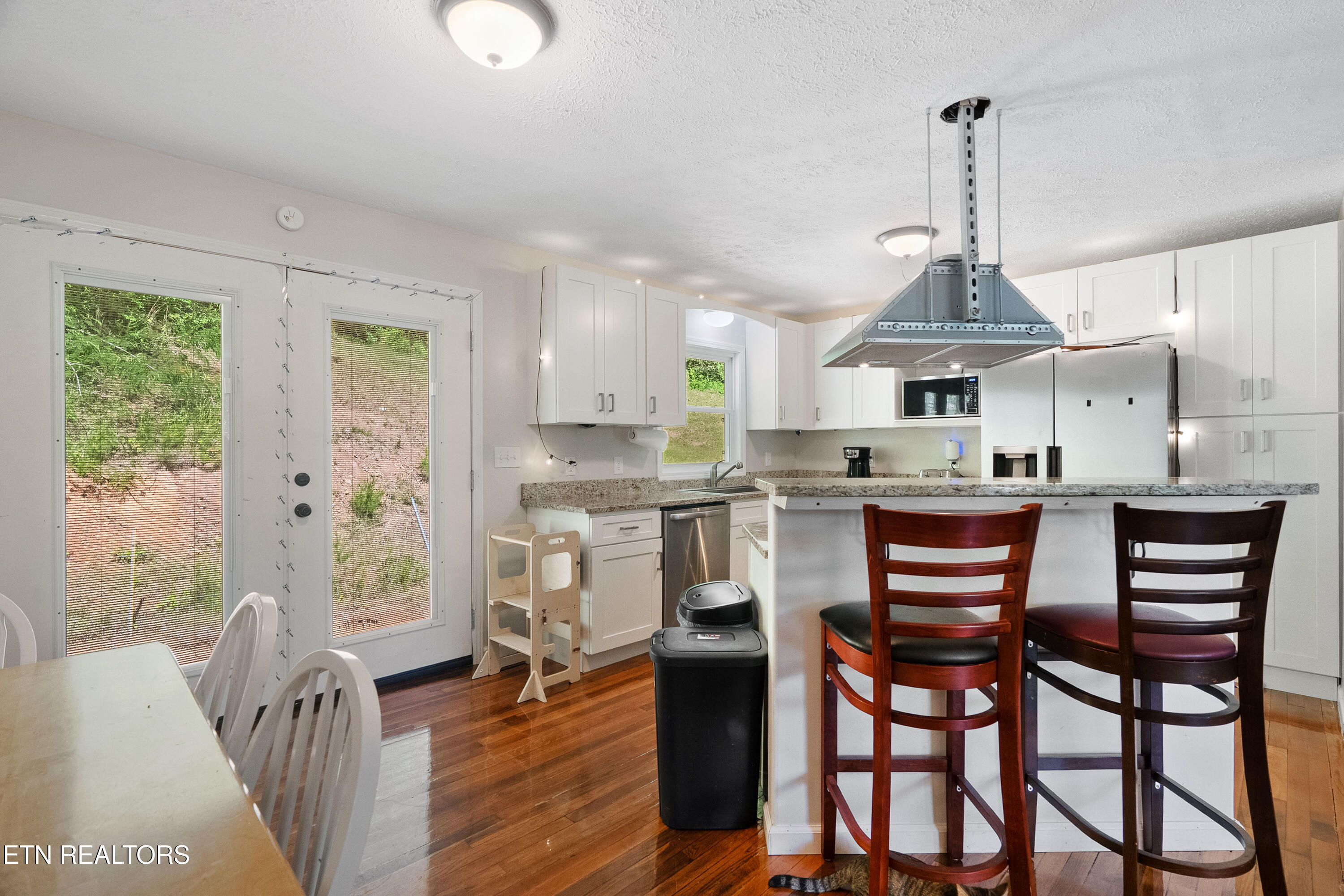 1209 E Bullrun Valley Drive