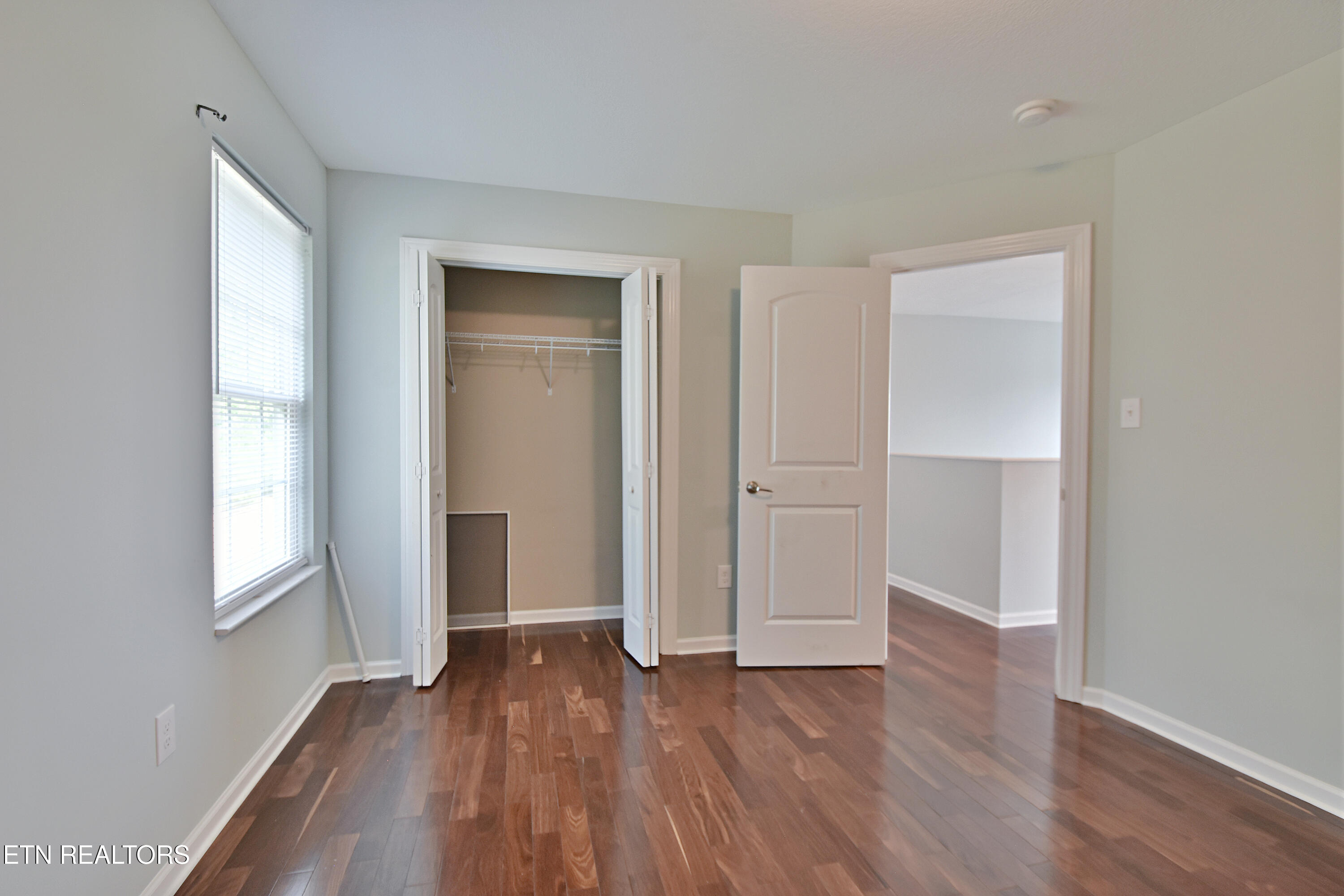 3032 Oakwood Hills Lane