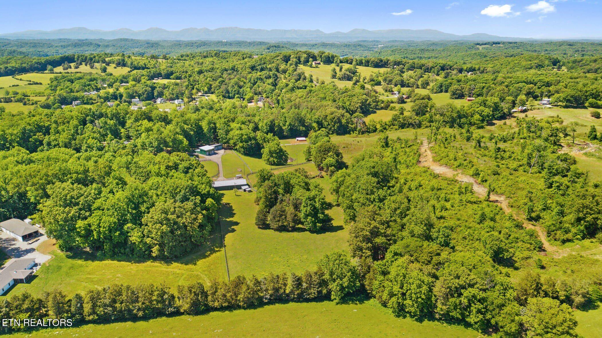 2418 E Gallaher Ferry Rd