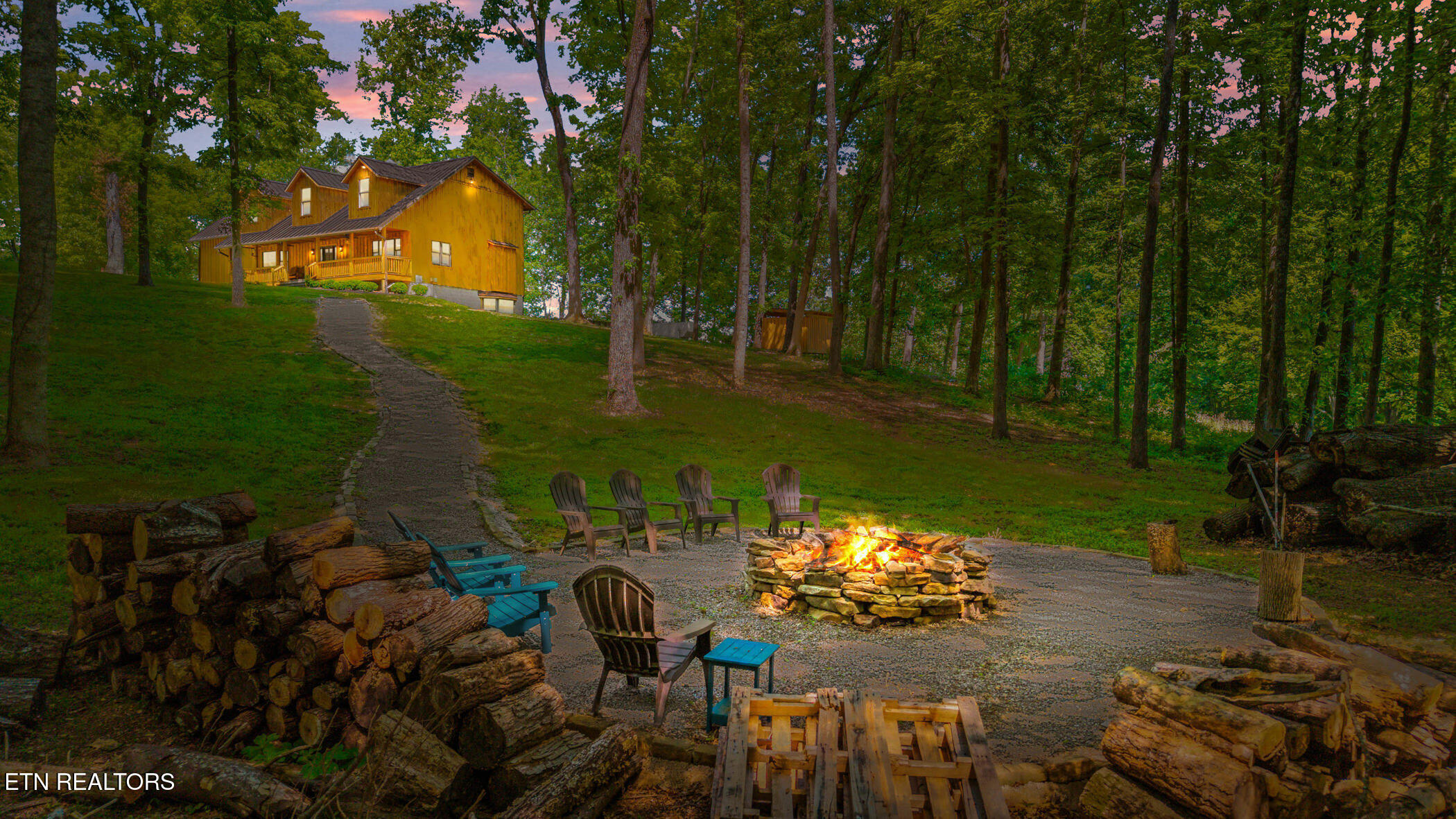 2418 E Gallaher Ferry Rd