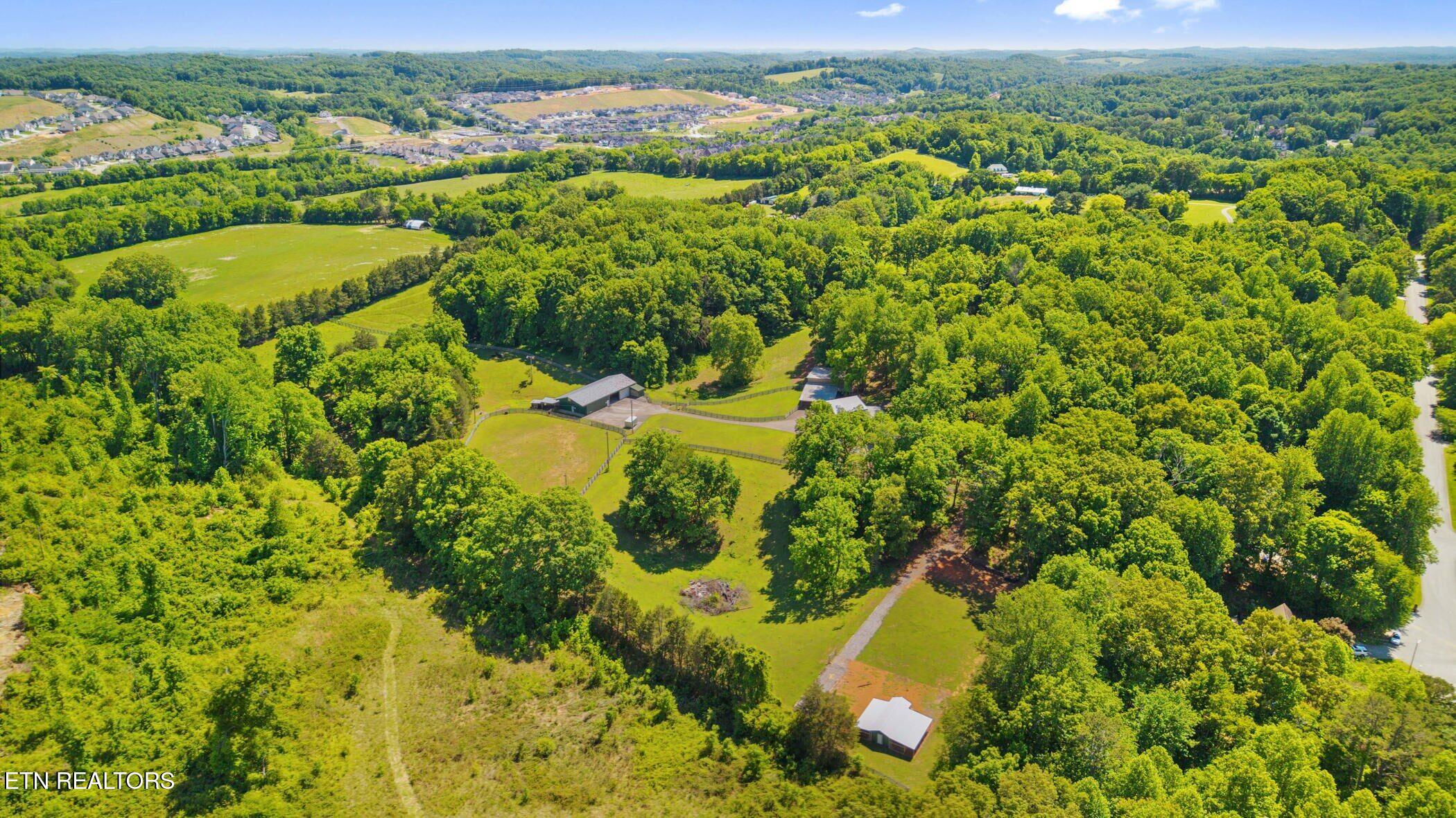 2418 E Gallaher Ferry Rd