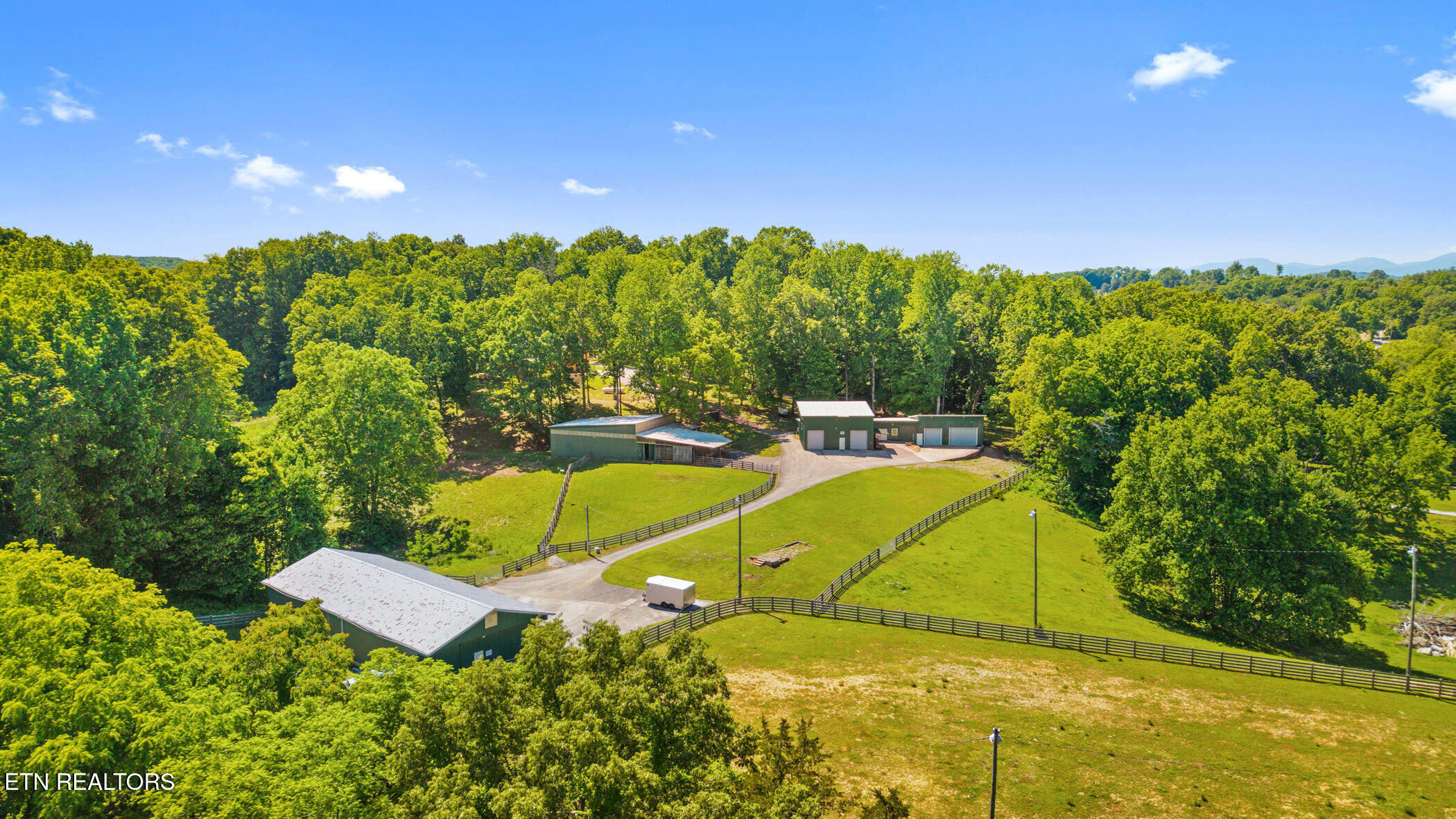 2418 E Gallaher Ferry Rd
