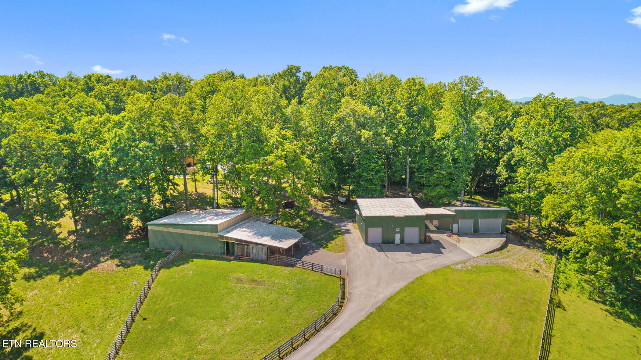 2418 E Gallaher Ferry Rd