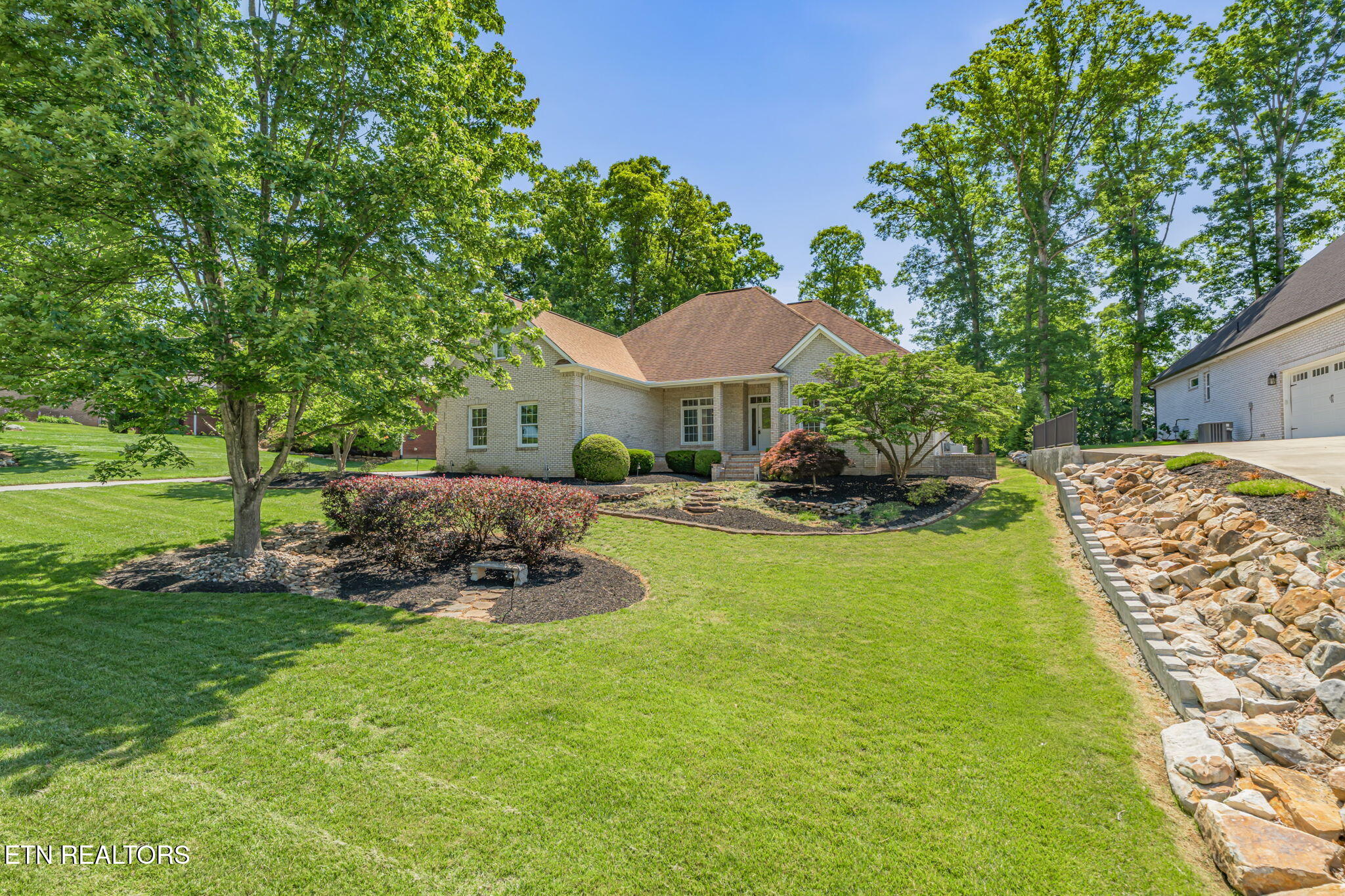 680 Oak Chase Blvd