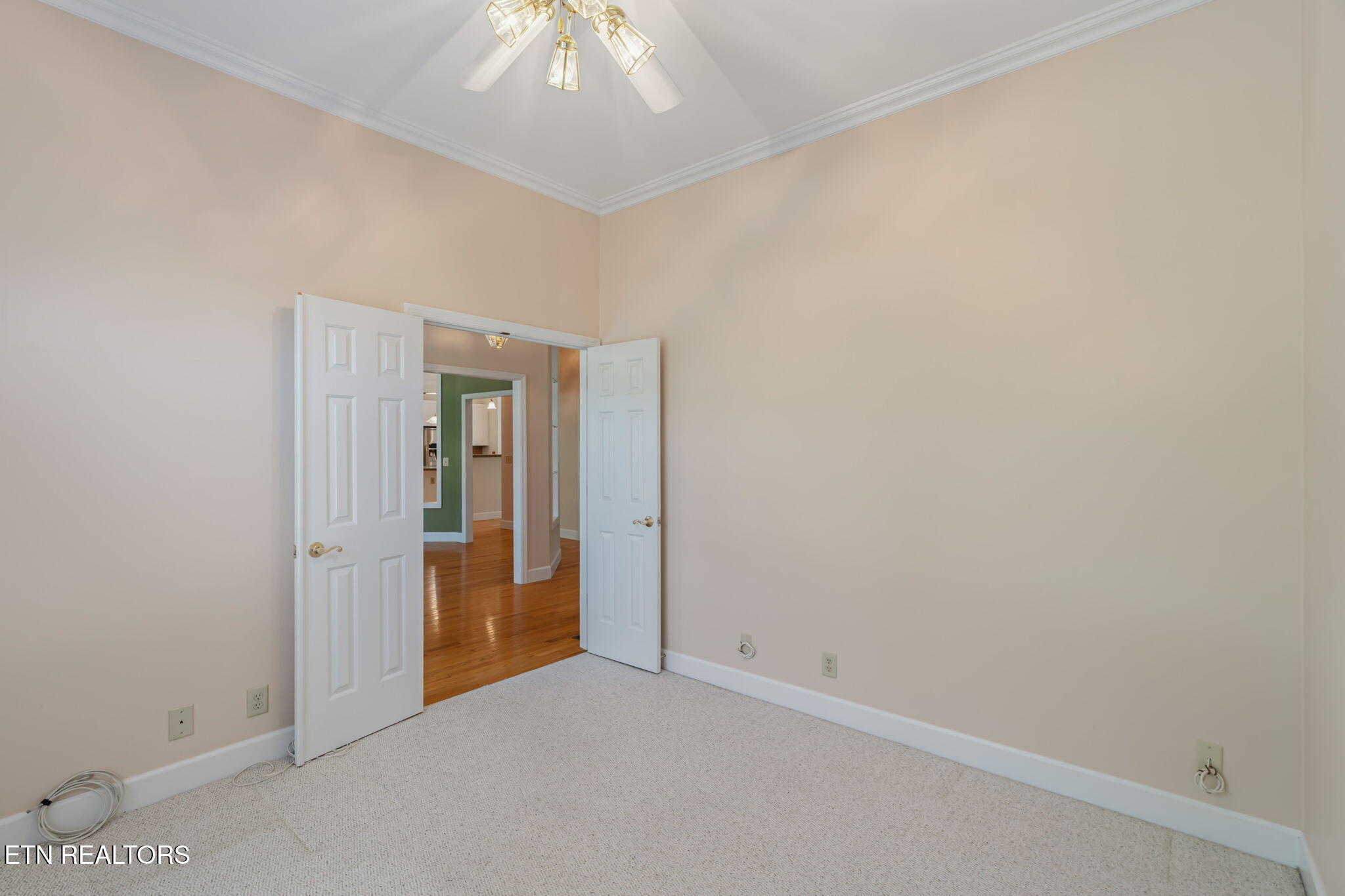 680 Oak Chase Blvd
