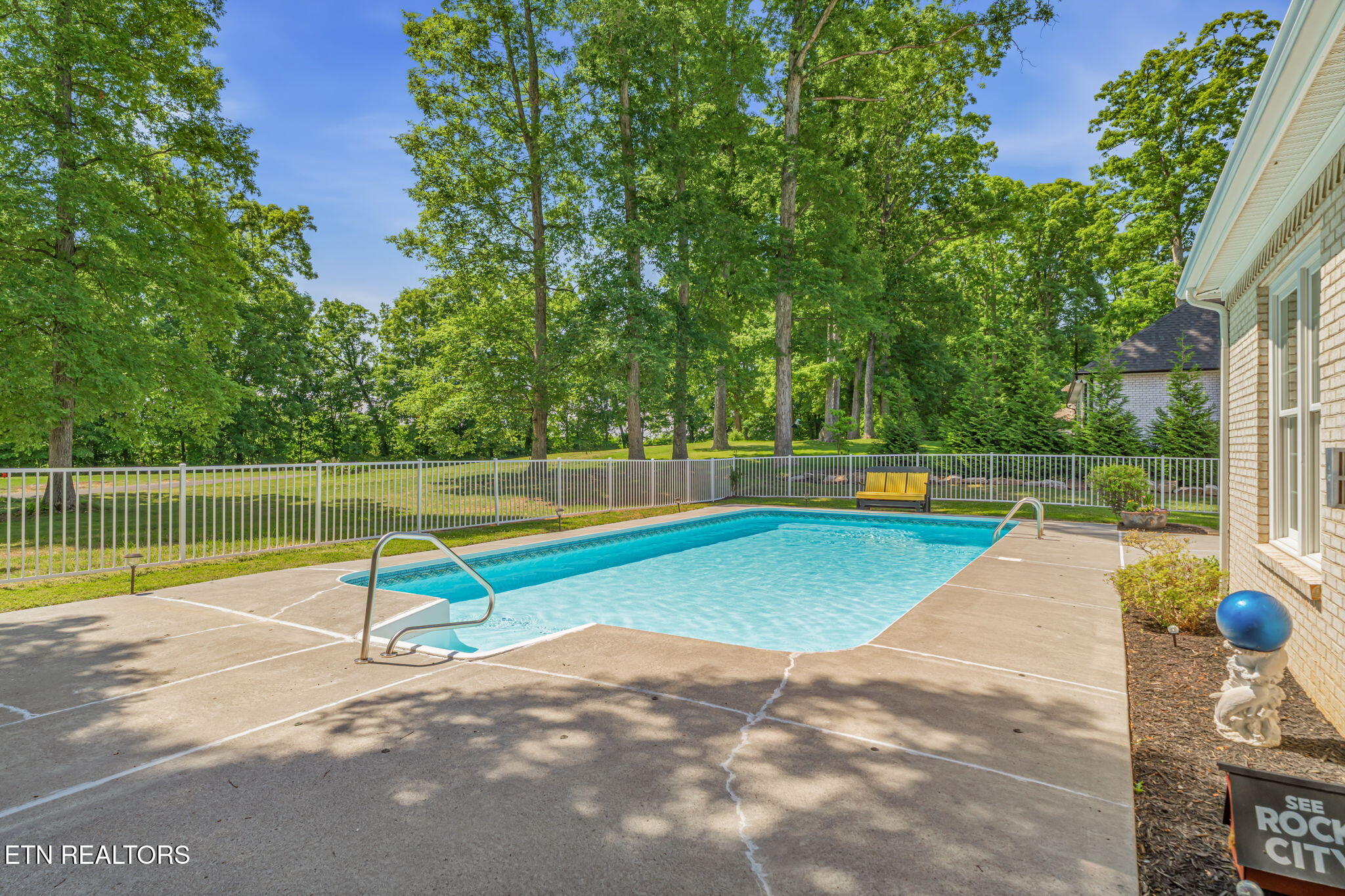 680 Oak Chase Blvd