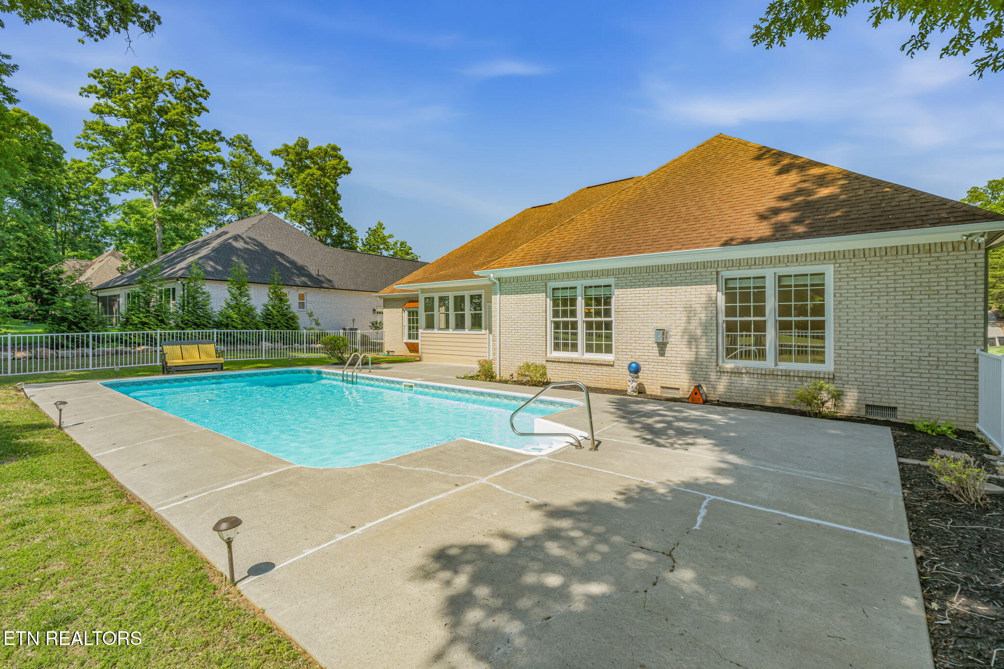 680 Oak Chase Blvd