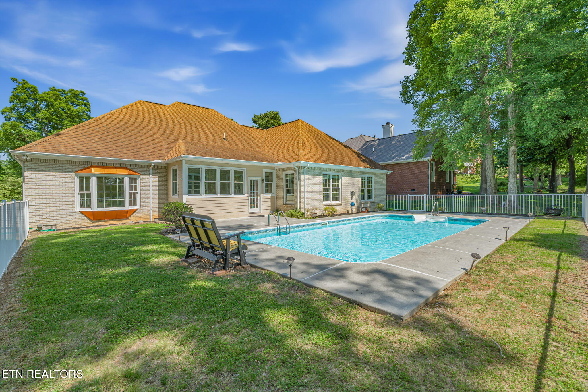 680 Oak Chase Blvd