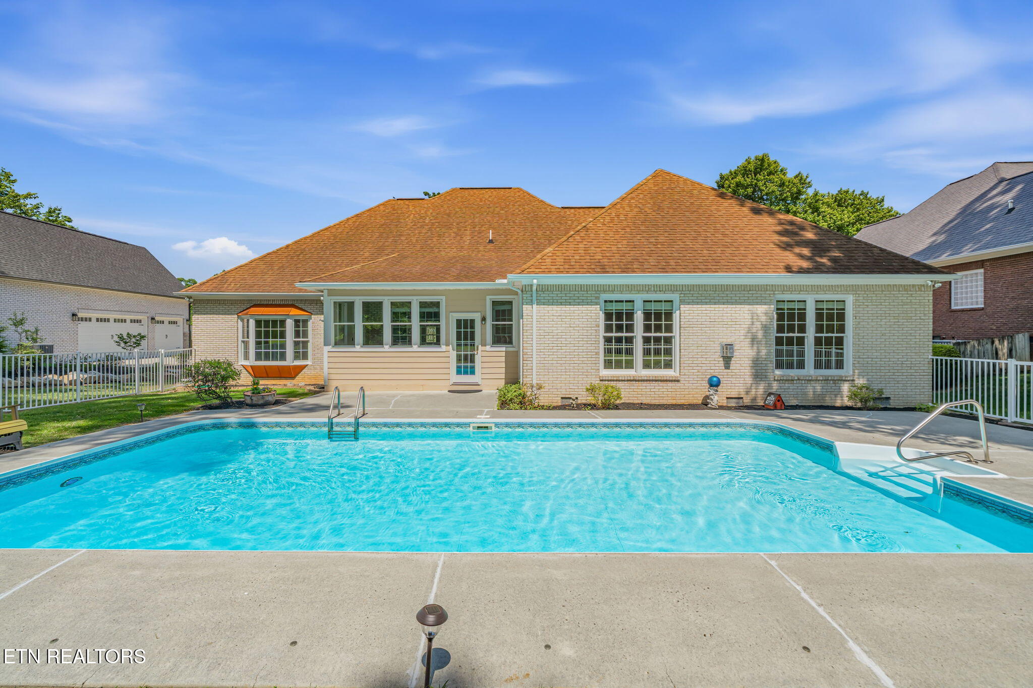 680 Oak Chase Blvd