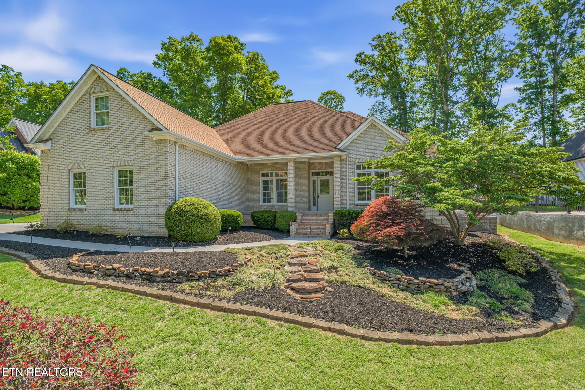 680 Oak Chase Blvd