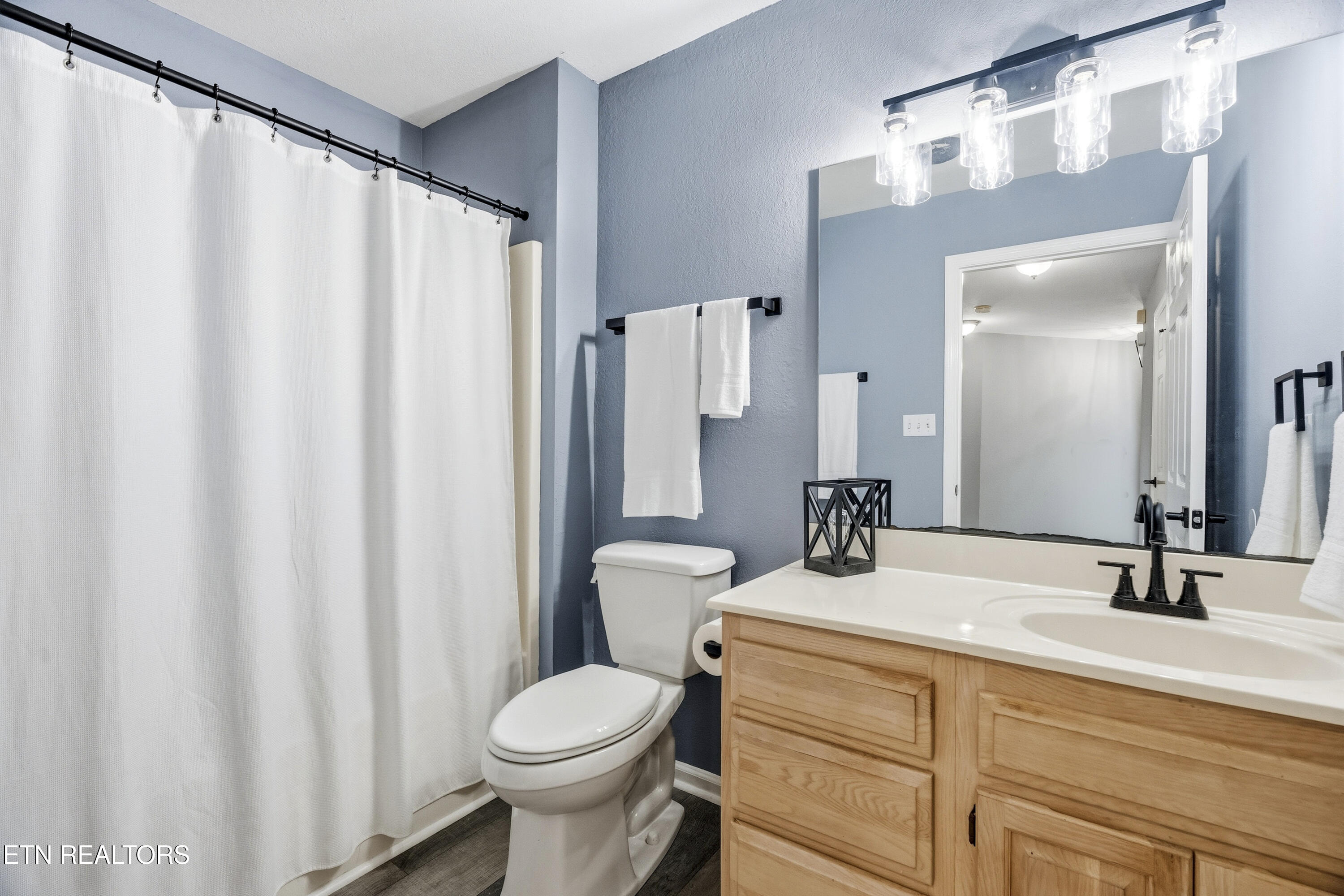 10703 Admiral Bend Way