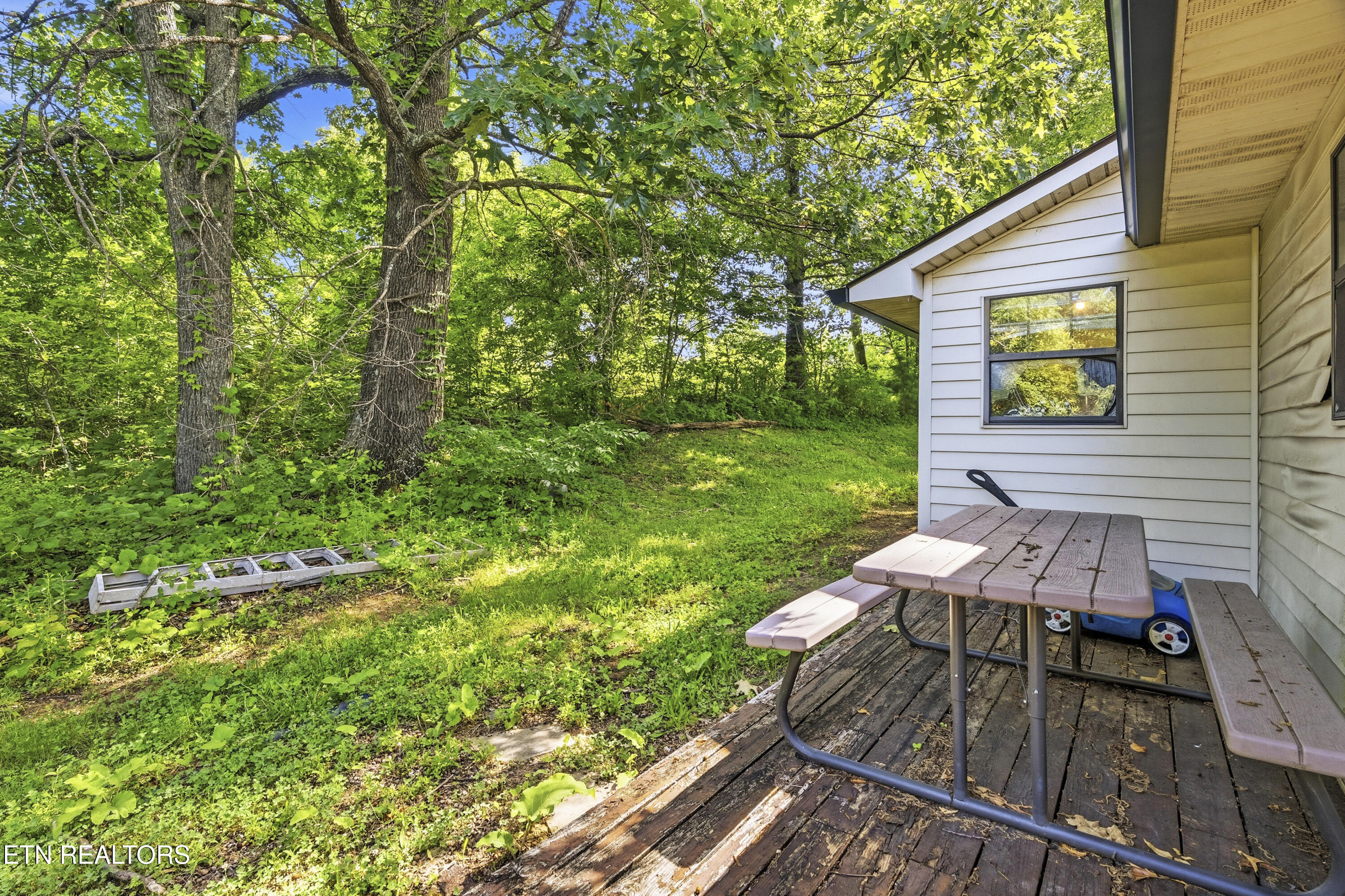 205 Booker Rd