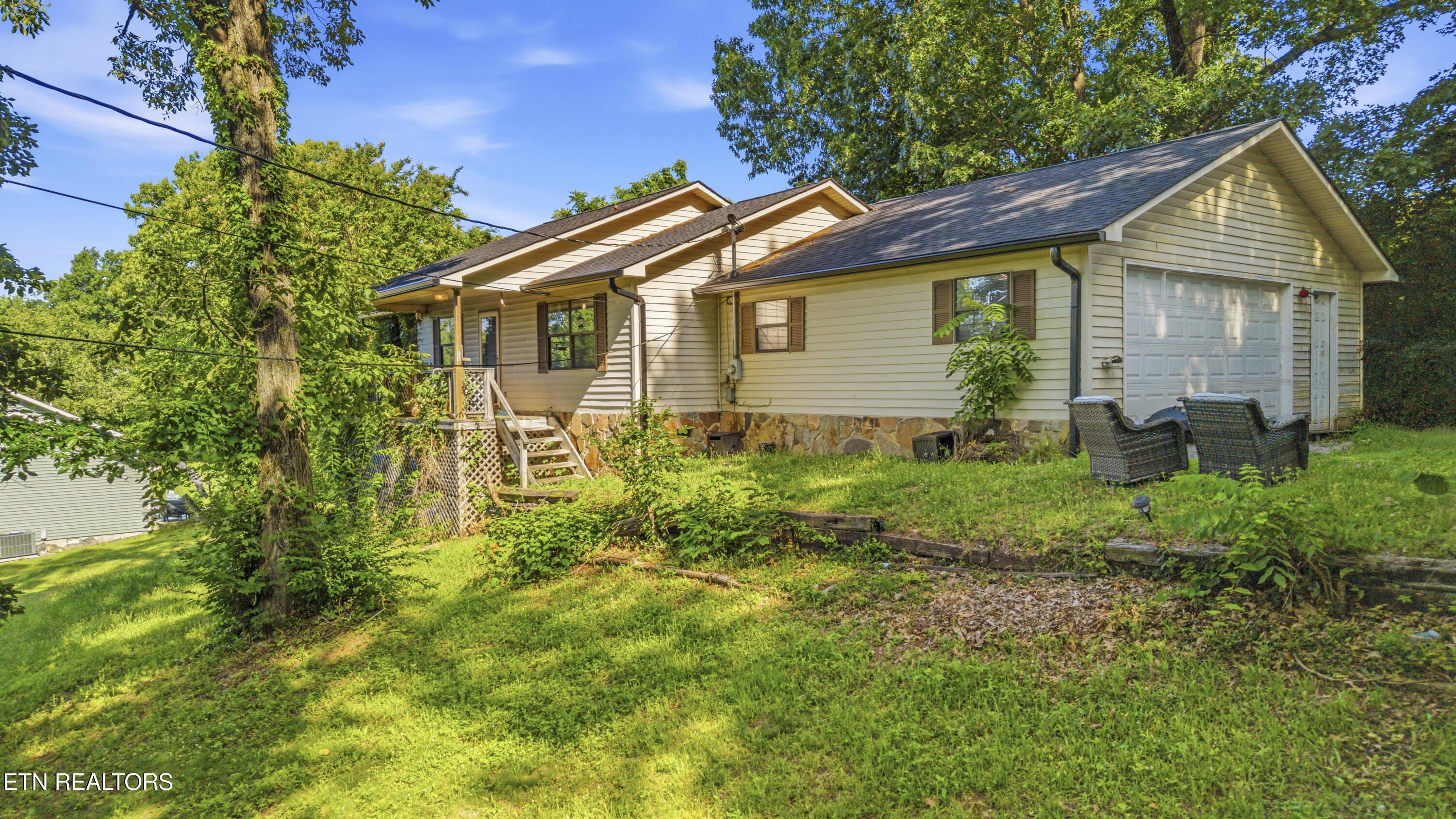 205 Booker Rd