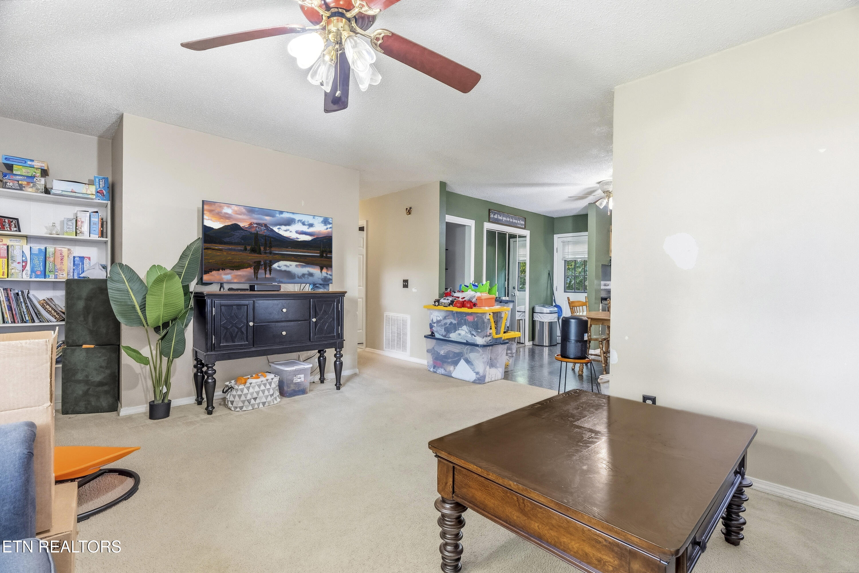 205 Booker Rd
