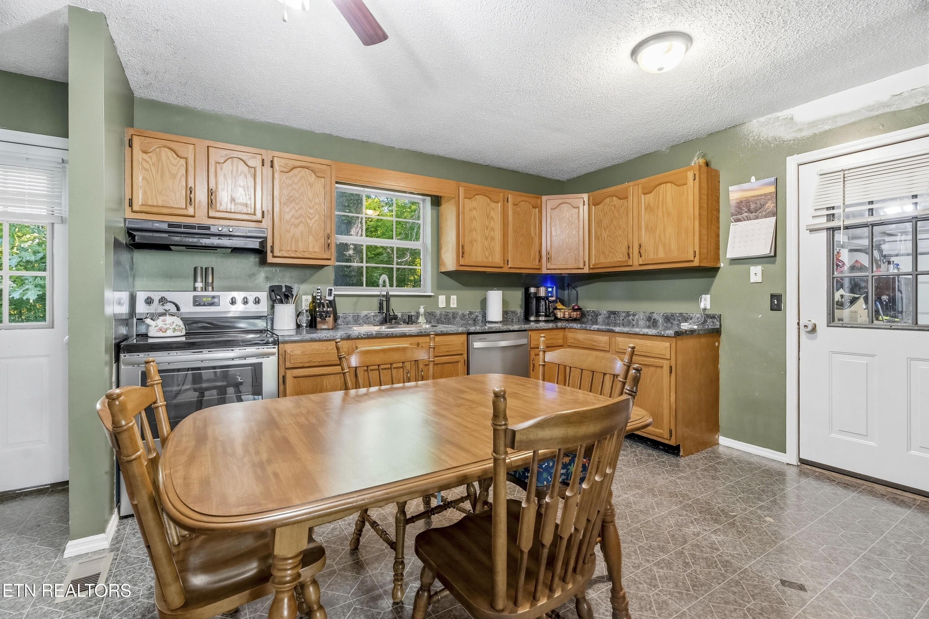 205 Booker Rd