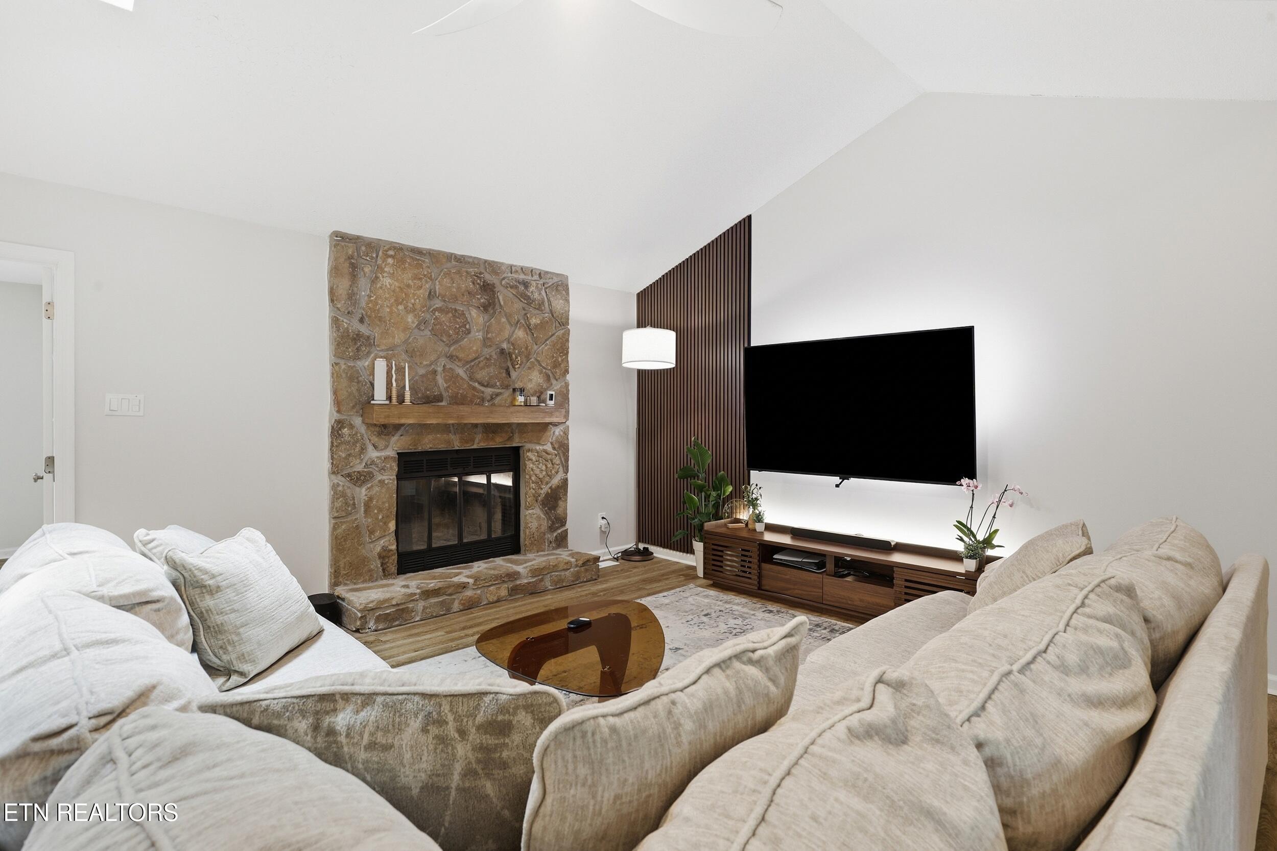 1544 Fox Meadow Circle