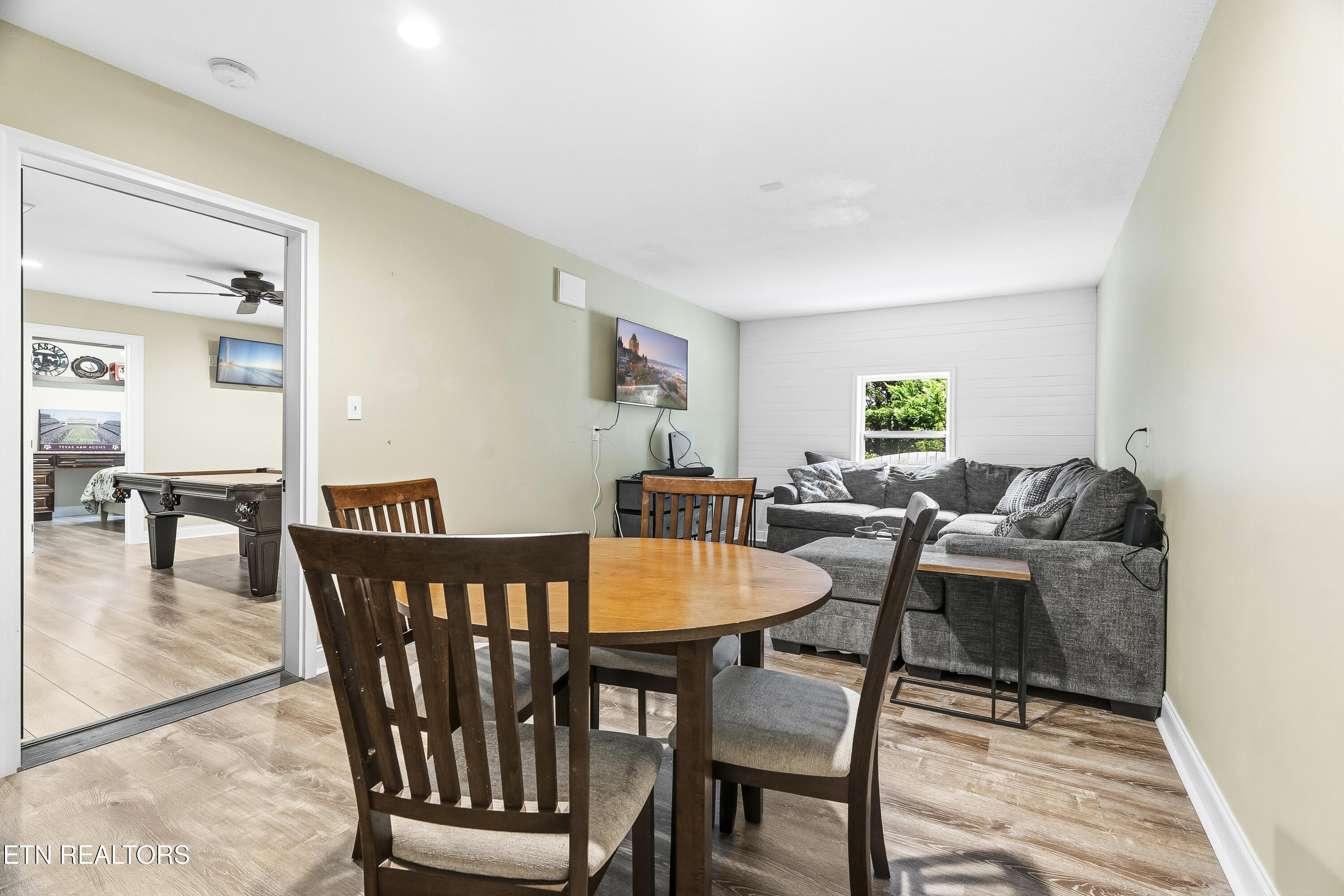 705 Huntcliff Lane