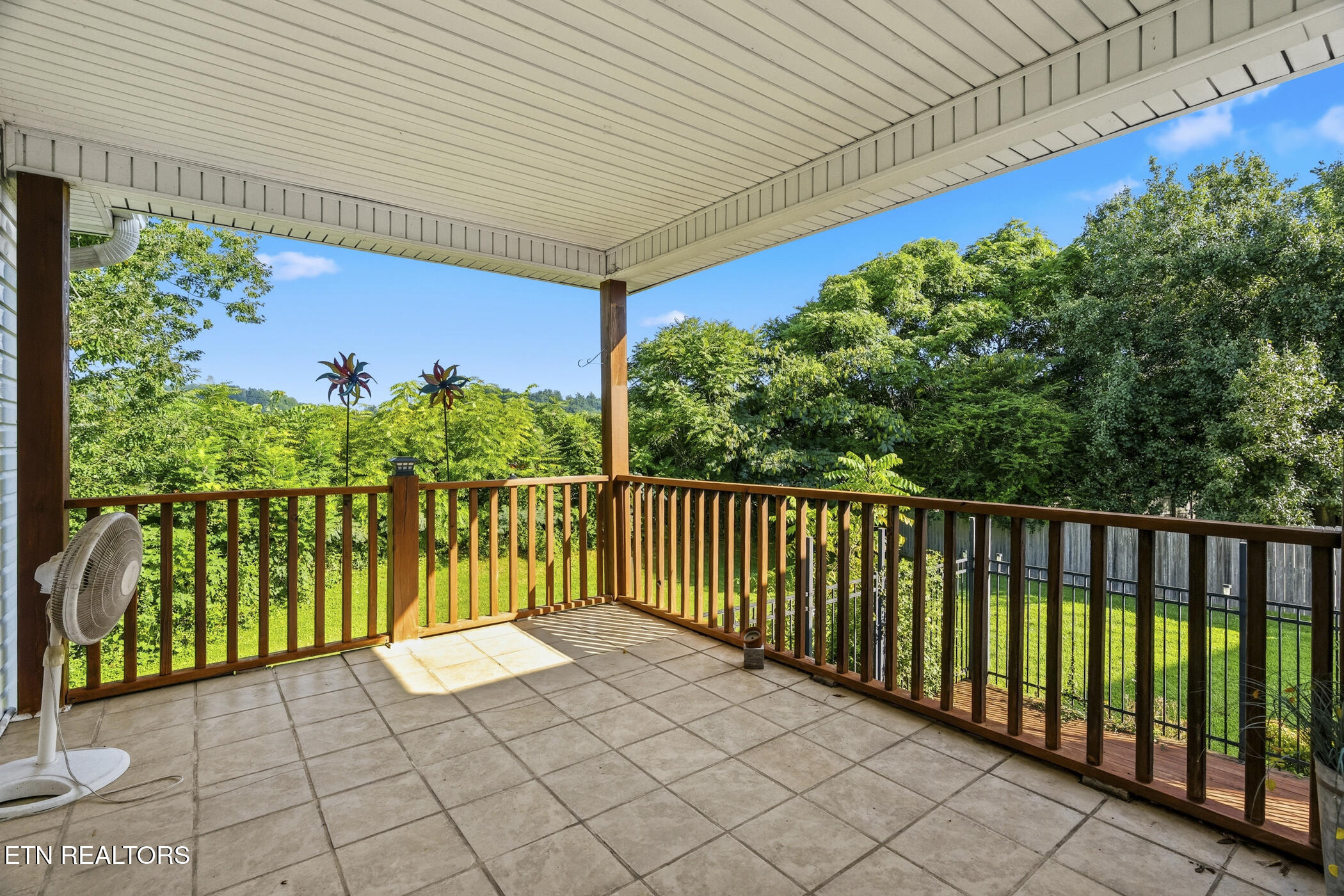 2903 Large Oak Lane