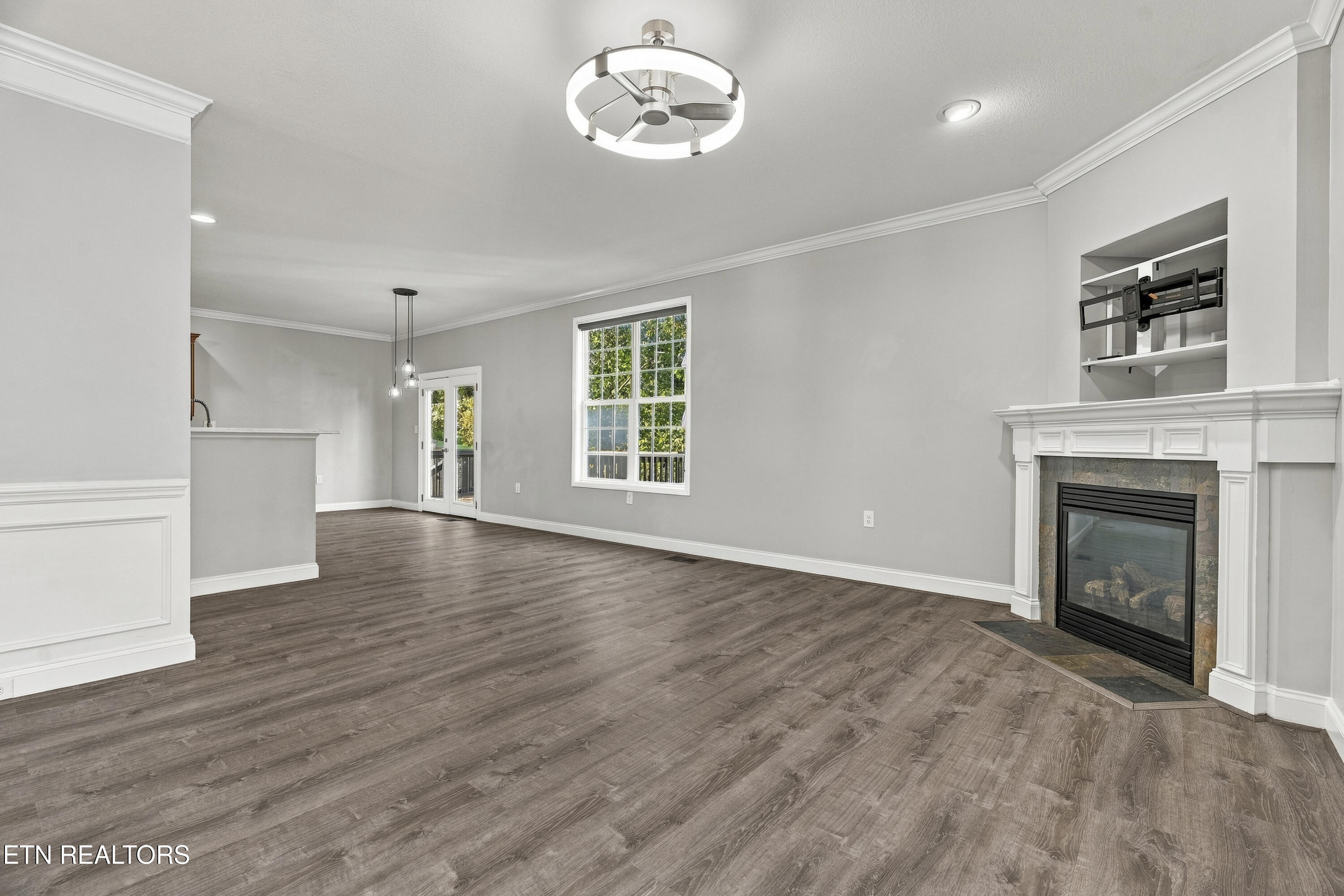 4022 Mountain Vista Rd
