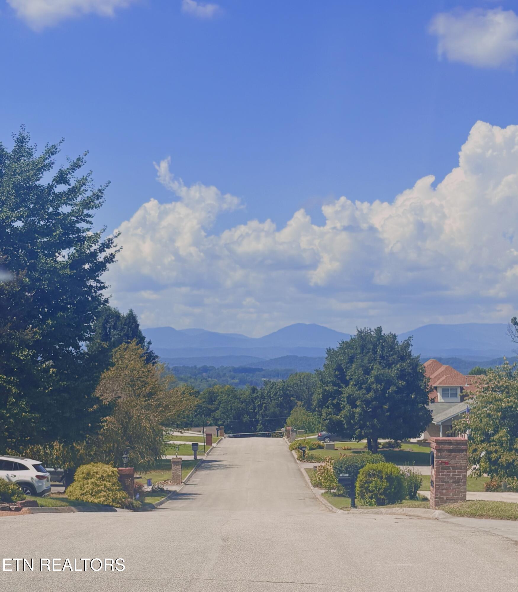 4022 Mountain Vista Rd