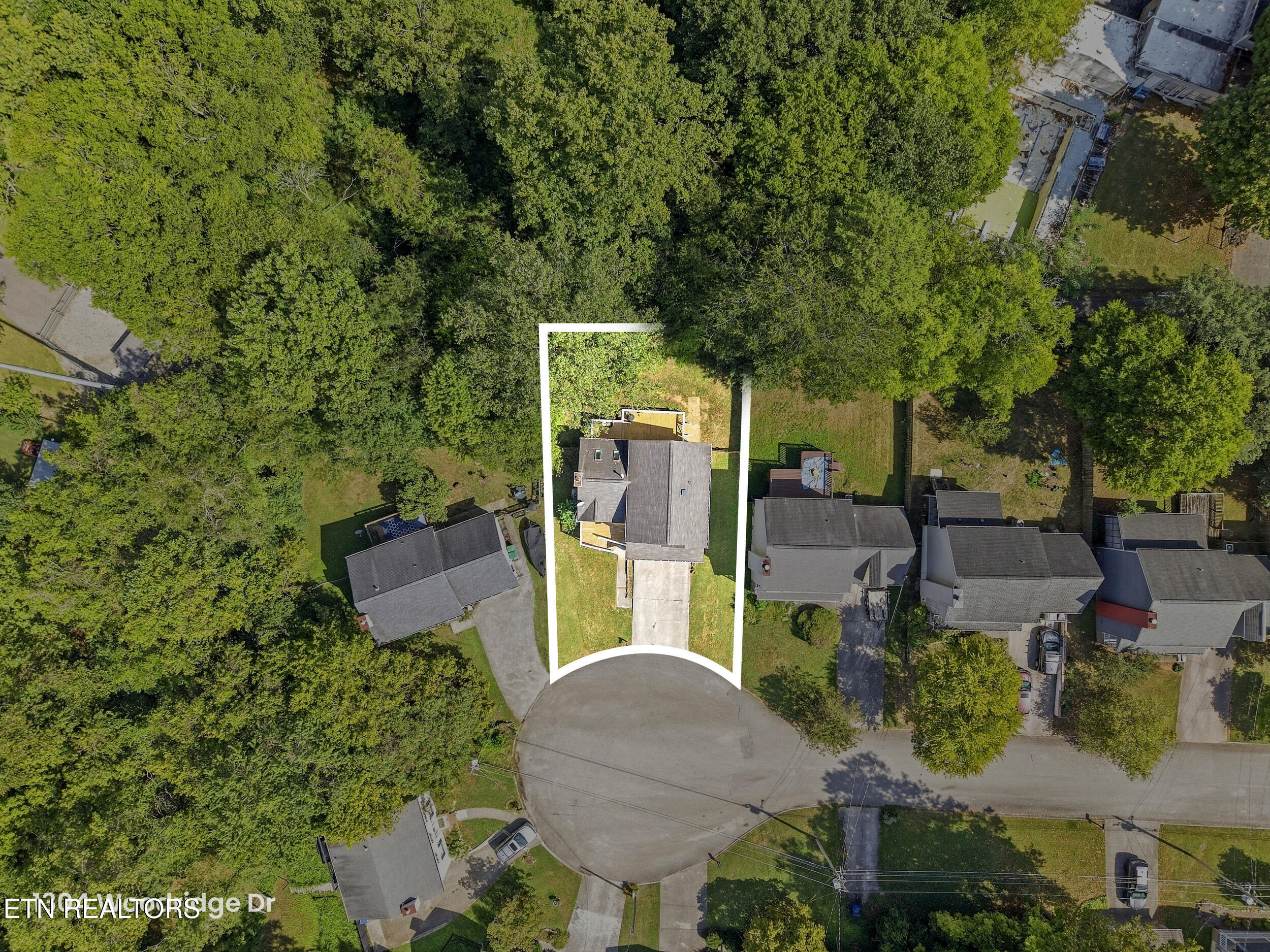 1304 Woodridge Drive