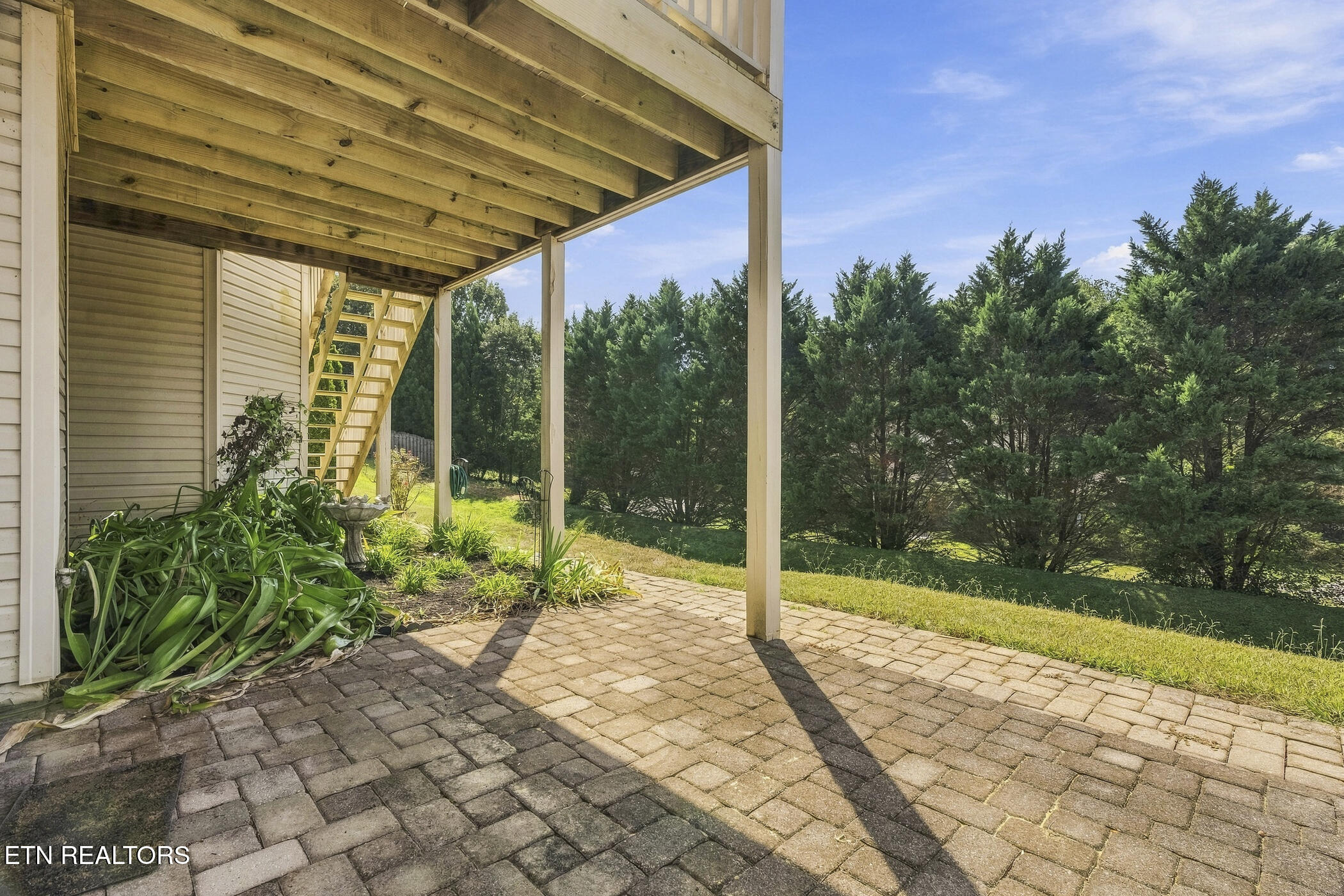1626 Singletree Lane